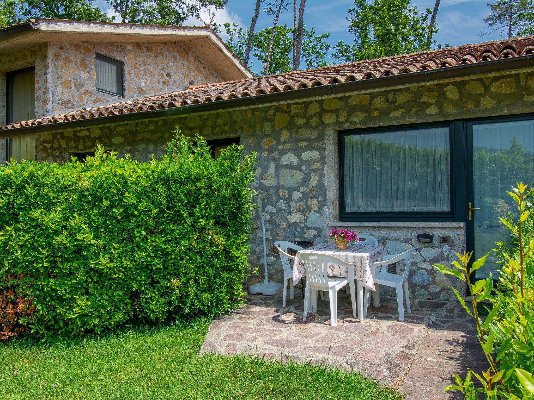 Foto 60 - Casa de 2 quartos em Lucca com piscina e jardim