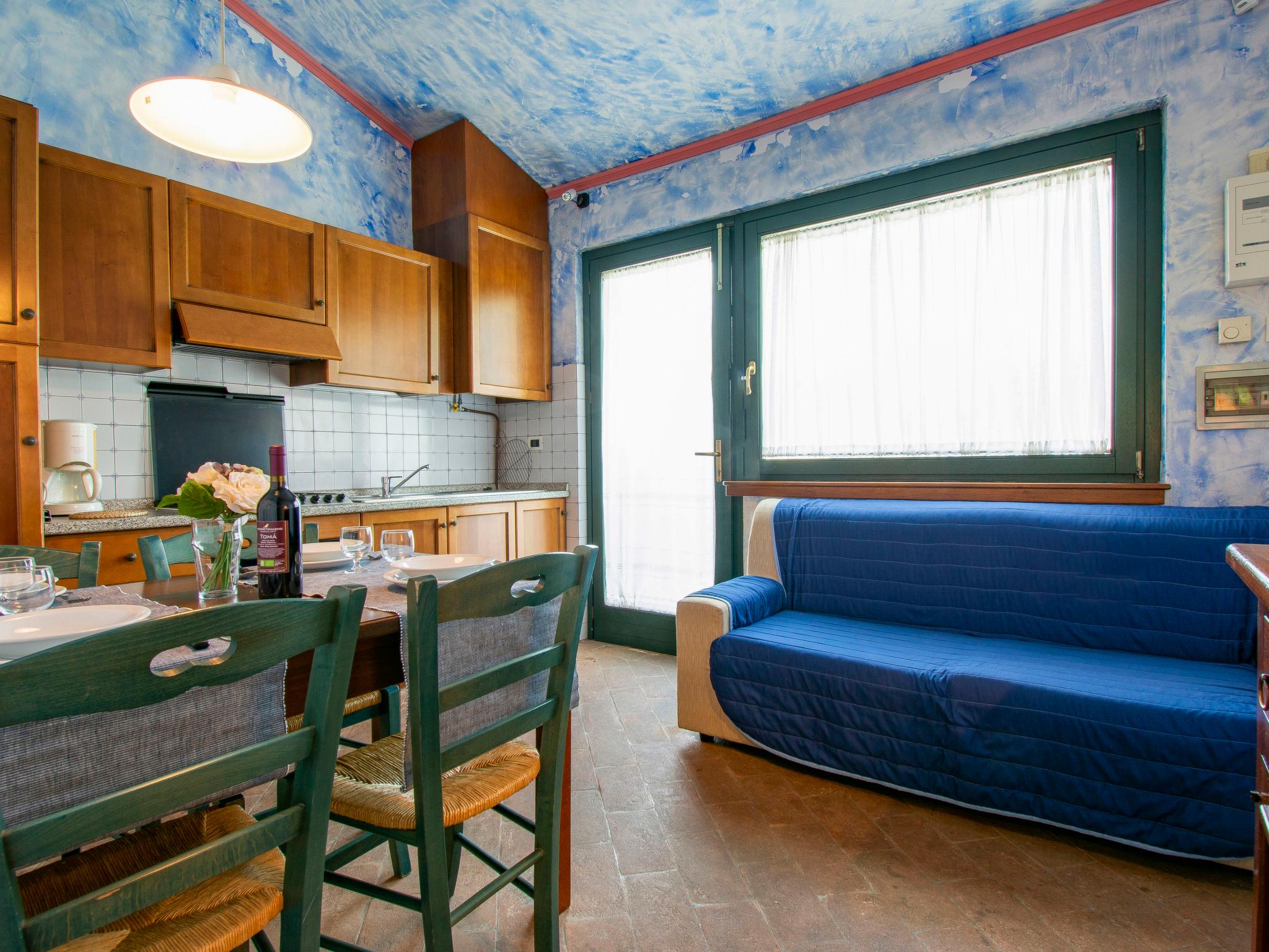 Foto 15 - Haus mit 2 Schlafzimmern in Lucca mit schwimmbad und garten