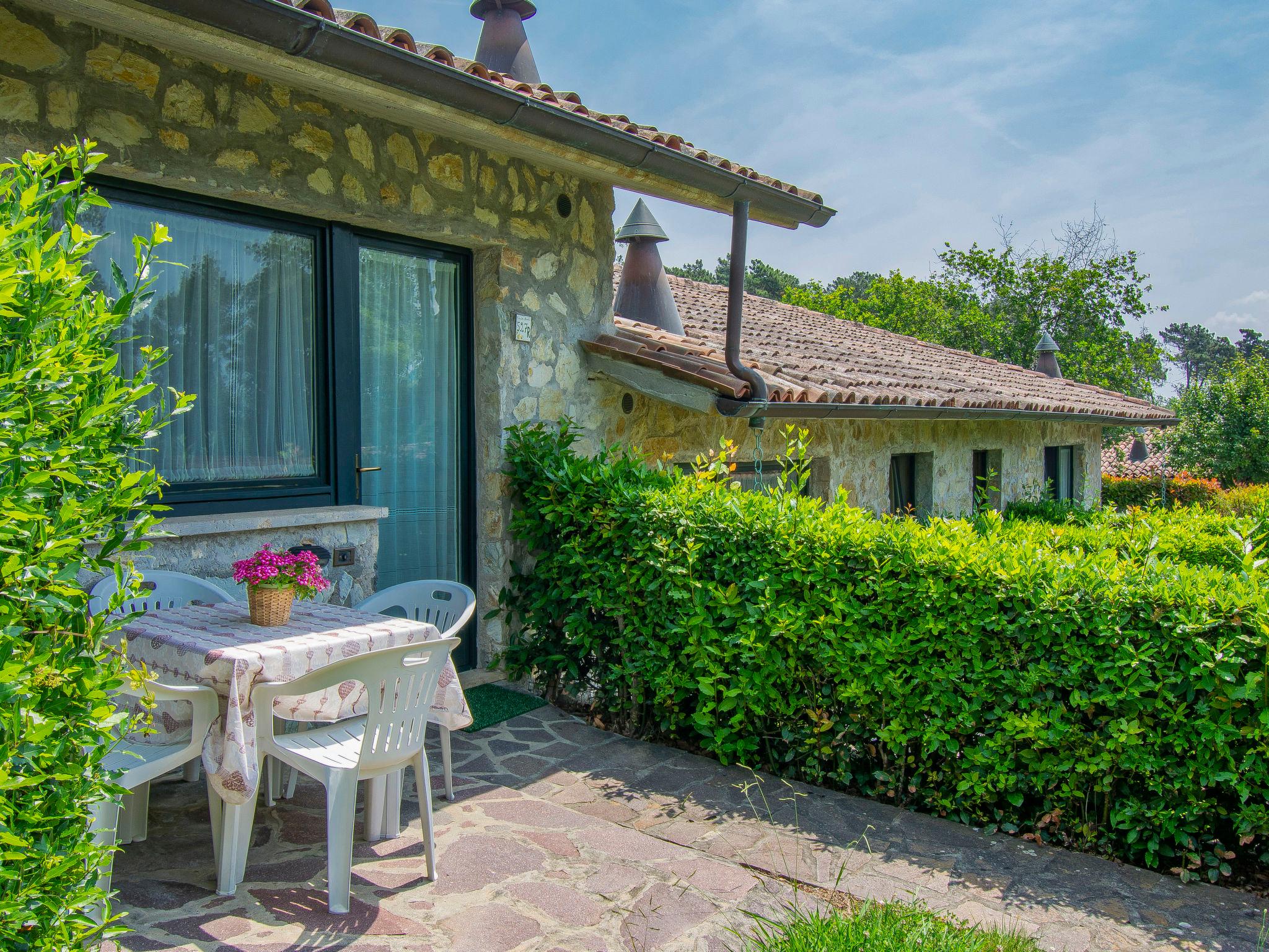 Photo 3 - Maison de 2 chambres à Lucques avec piscine et jardin