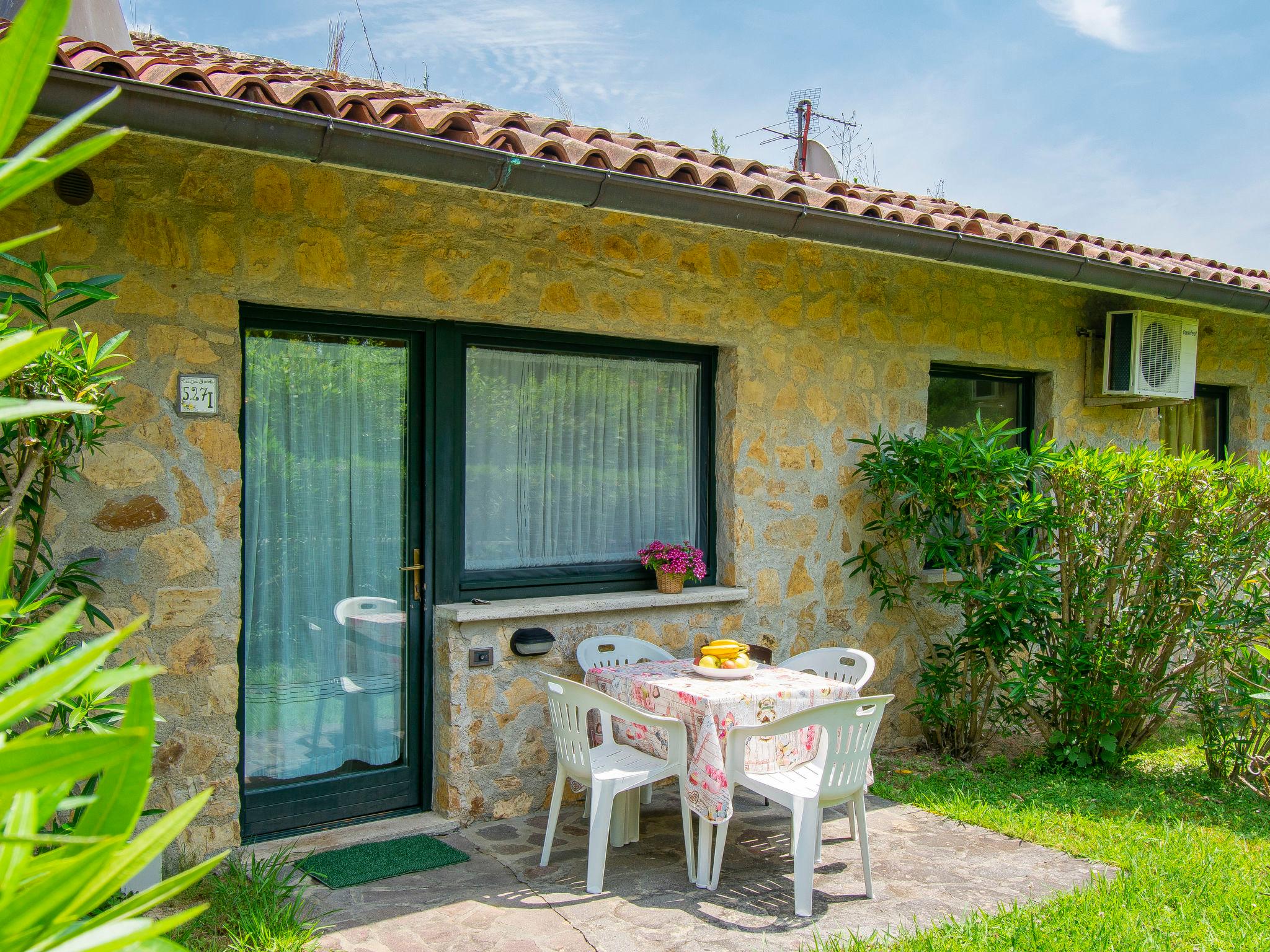 Foto 58 - Casa con 2 camere da letto a Lucca con piscina e giardino