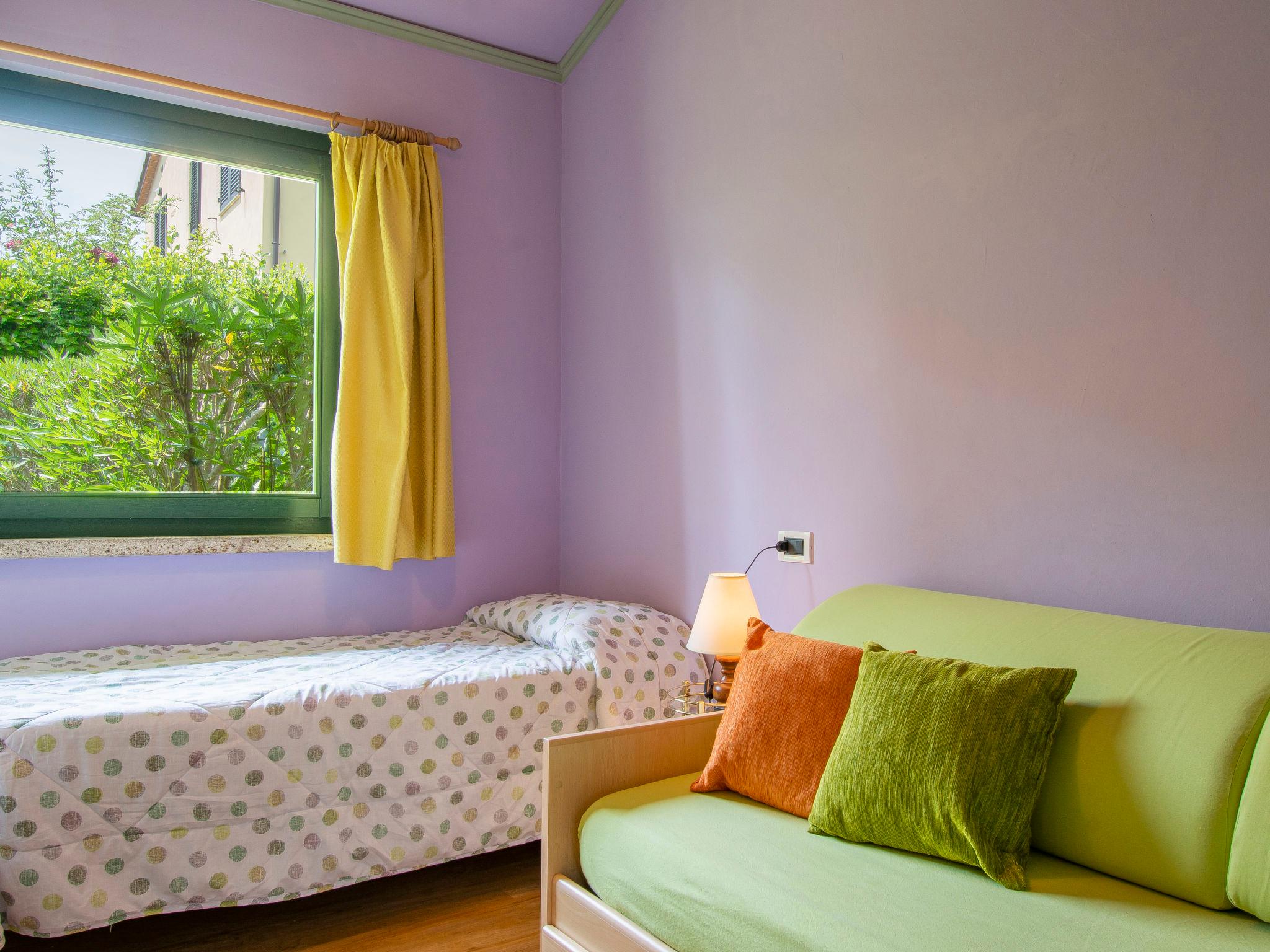 Foto 40 - Casa con 2 camere da letto a Lucca con piscina e giardino