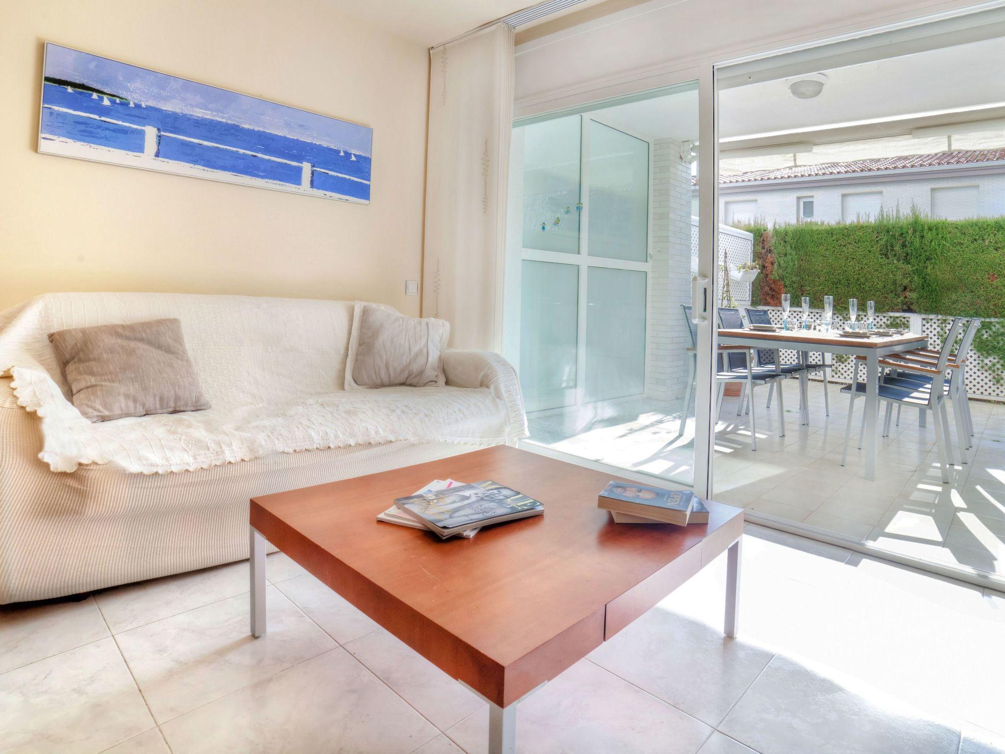 Photo 6 - 2 bedroom Apartment in Castell-Platja d'Aro with swimming pool and garden