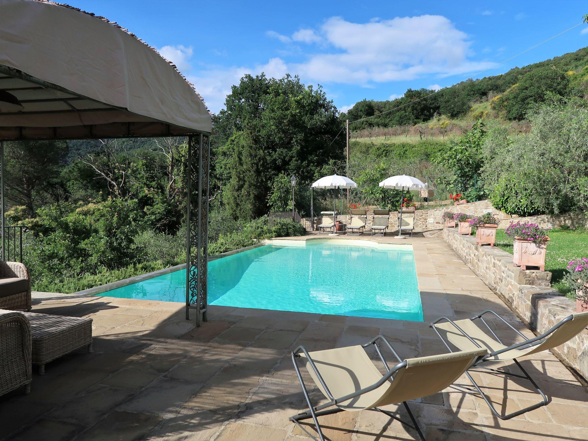 Foto 40 - Haus mit 3 Schlafzimmern in Castiglion Fiorentino mit privater pool und garten