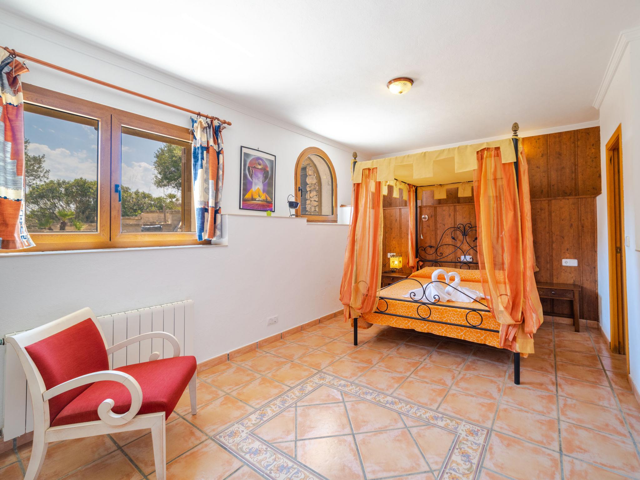 Photo 20 - 5 bedroom House in Artà with private pool and garden