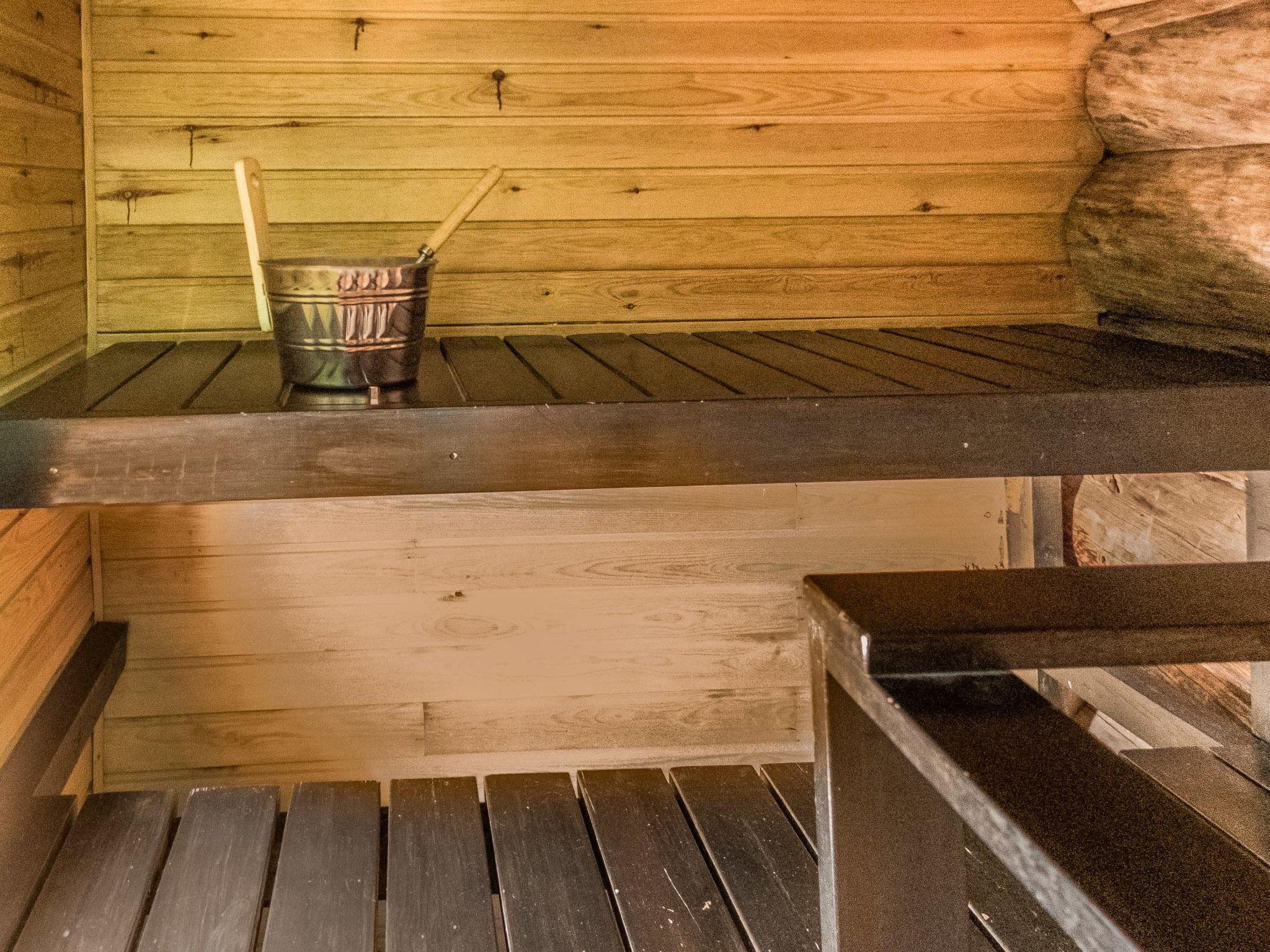 Foto 14 - Casa de 1 habitación en Kuusamo con sauna y vistas a la montaña