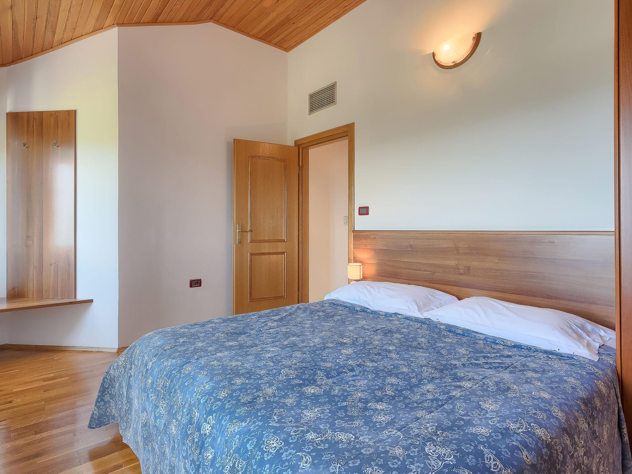 Foto 51 - Casa con 10 camere da letto a Buje con piscina privata e vista mare