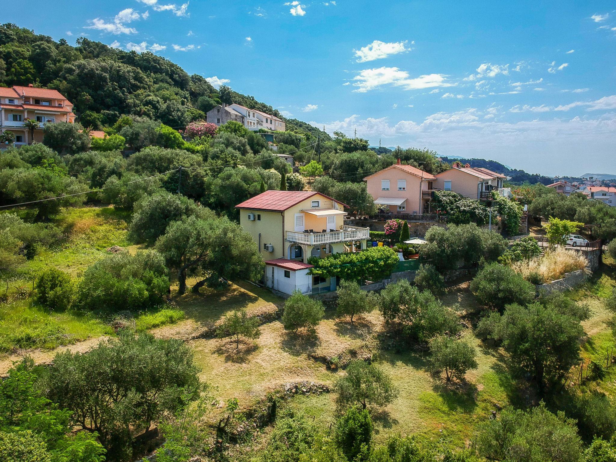 Foto 20 - Appartamento con 2 camere da letto a Rab con terrazza e vista mare