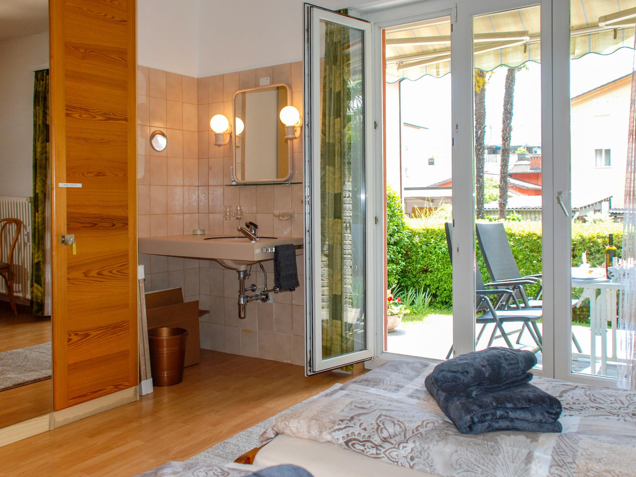 Photo 15 - 2 bedroom Apartment in Locarno with garden and mountain view