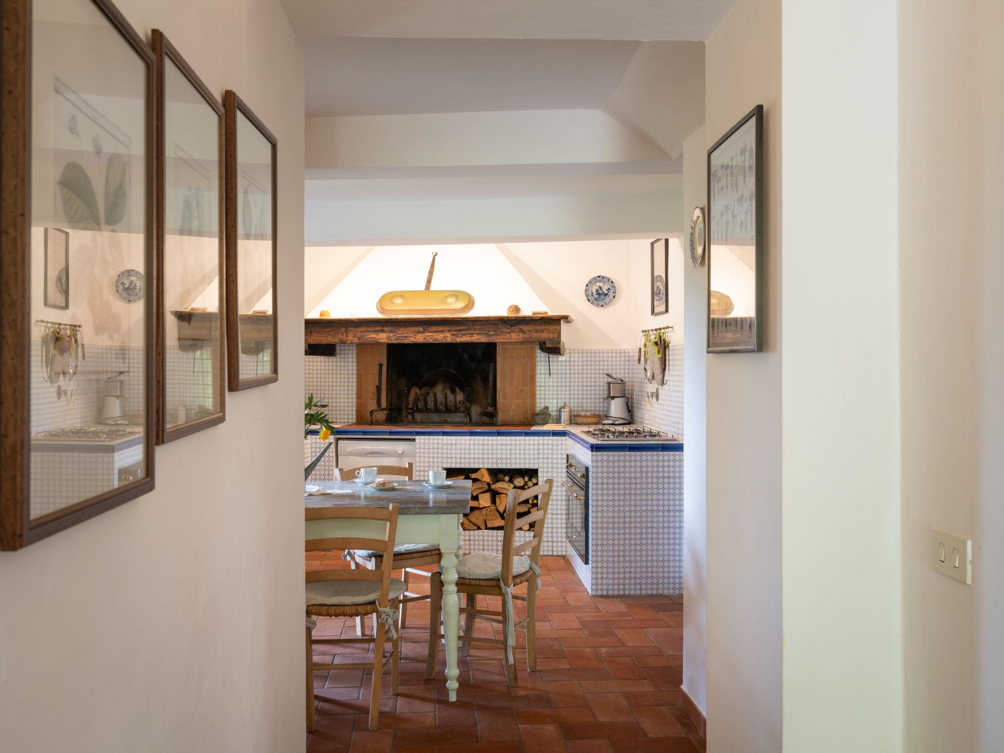 Foto 14 - Haus mit 5 Schlafzimmern in Greve in Chianti mit privater pool und garten