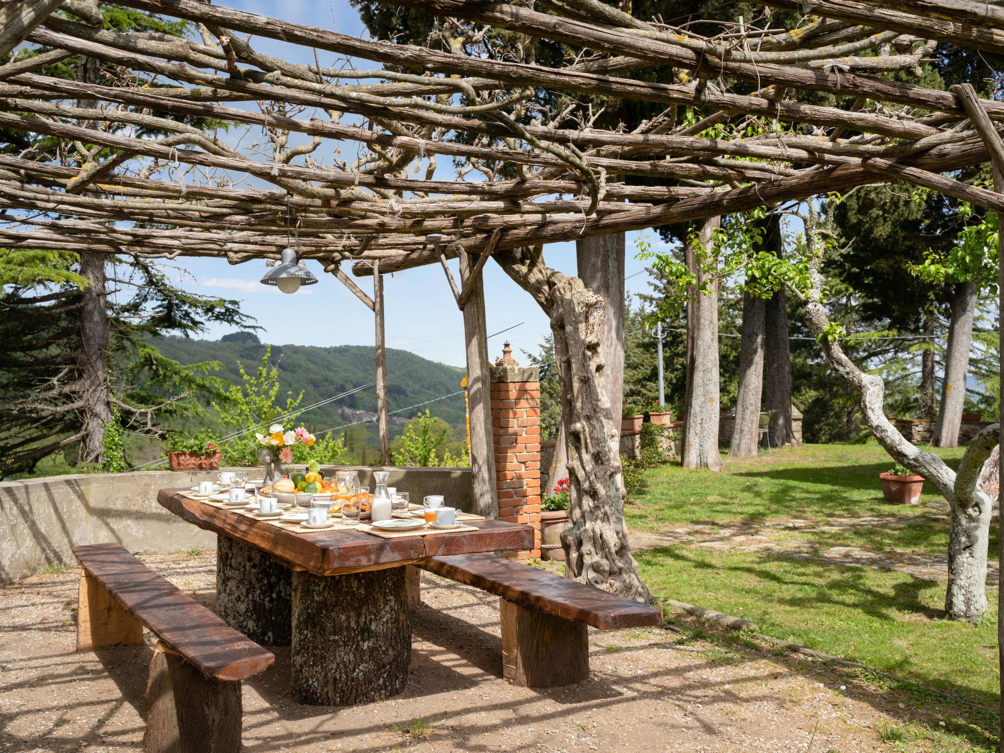 Foto 41 - Haus mit 5 Schlafzimmern in Greve in Chianti mit privater pool und garten