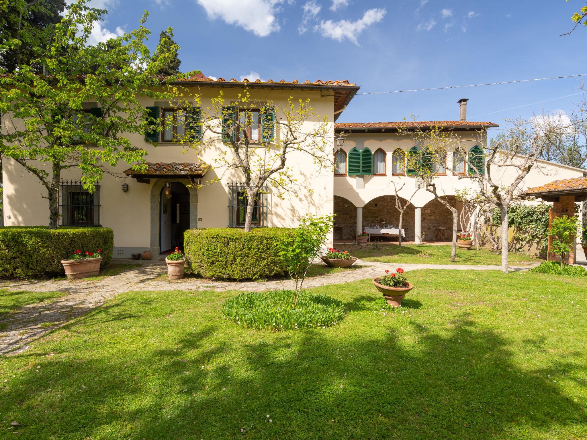 Foto 2 - Casa con 10 camere da letto a Greve in Chianti con piscina privata e giardino