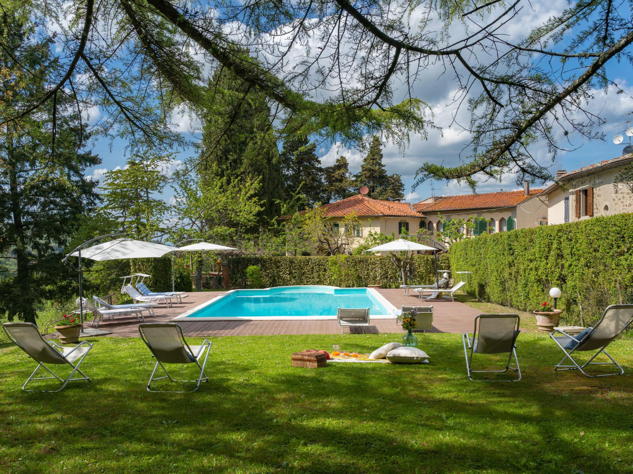 Foto 1 - Casa de 10 habitaciones en Greve in Chianti con piscina privada y jardín