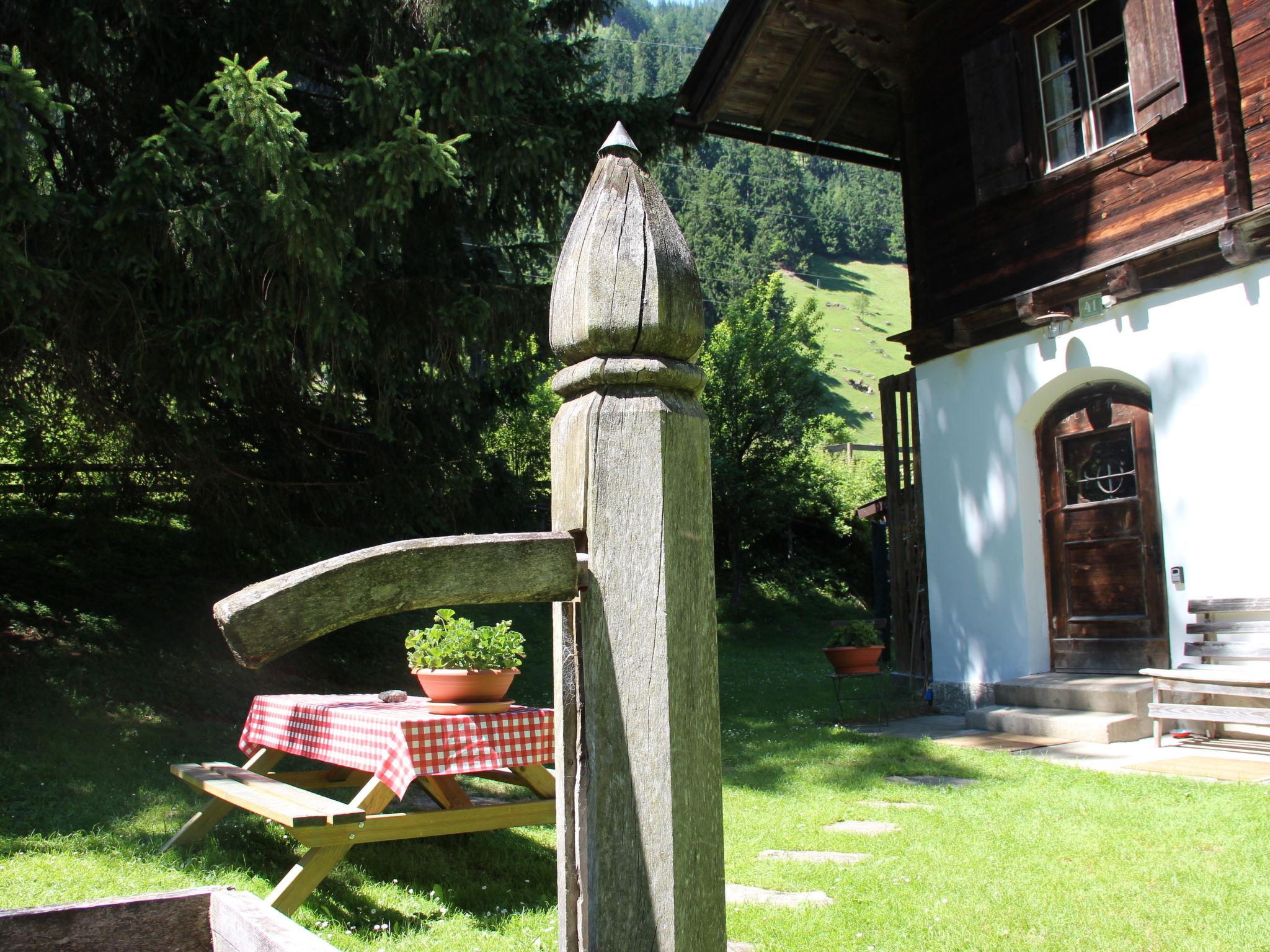 Foto 33 - Casa de 5 habitaciones en Finkenberg con jardín y vistas a la montaña