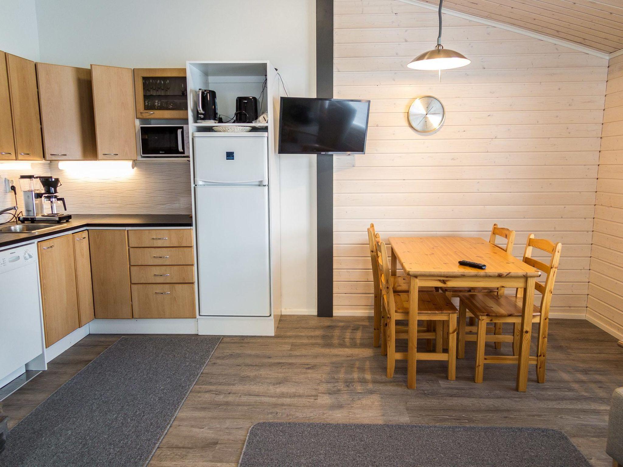 Foto 5 - Haus mit 1 Schlafzimmer in Kolari mit sauna