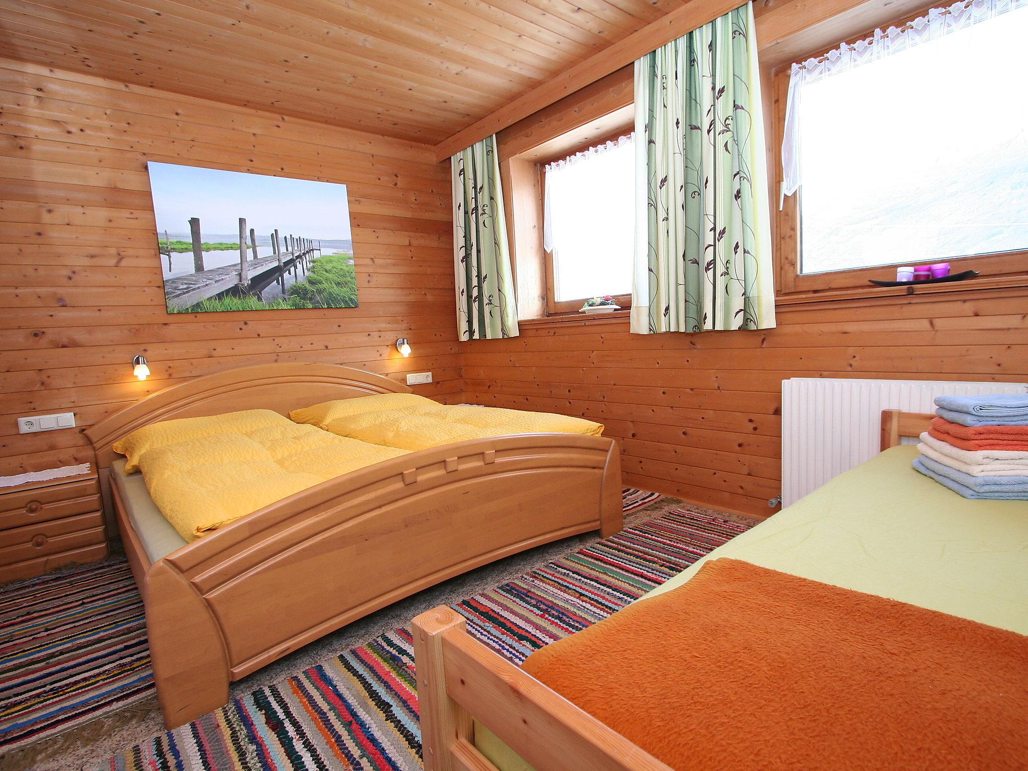 Photo 9 - Appartement de 2 chambres à Aschau im Zillertal avec jardin et vues sur la montagne
