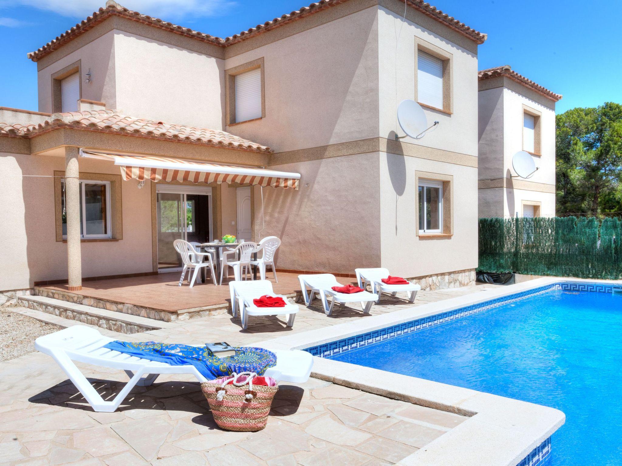 Photo 15 - 4 bedroom House in l'Ametlla de Mar with private pool and garden