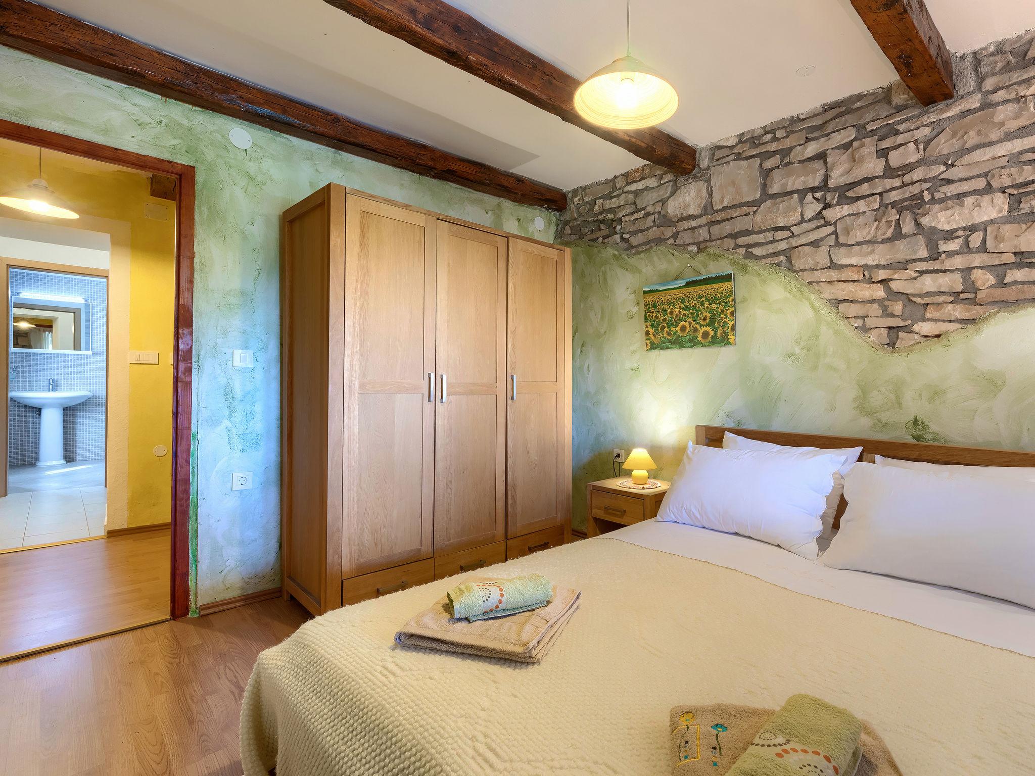 Photo 24 - Maison de 4 chambres à Marčana avec piscine privée et vues à la mer