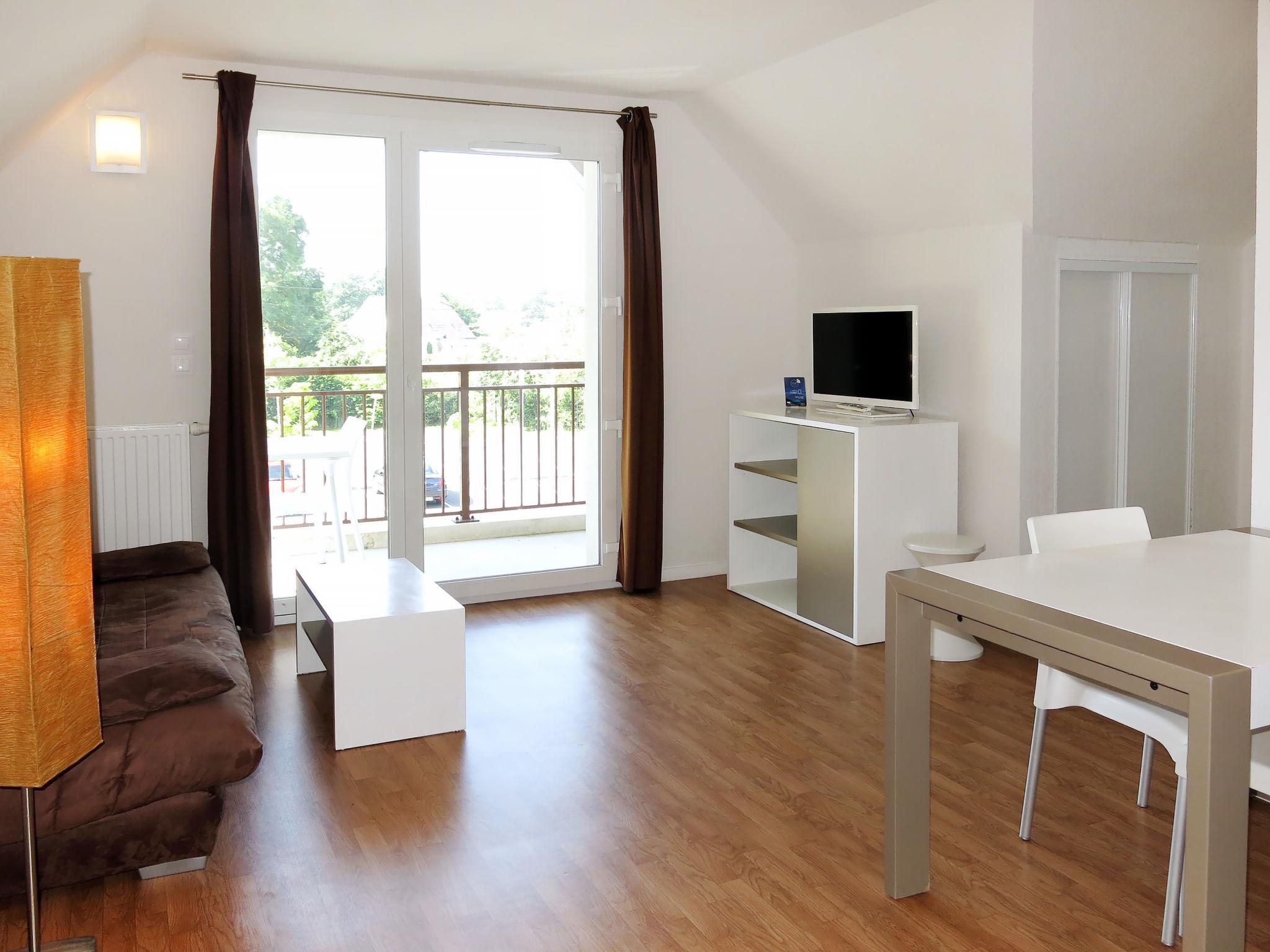 Photo 8 - 1 bedroom Apartment in Auberville with swimming pool and sea view