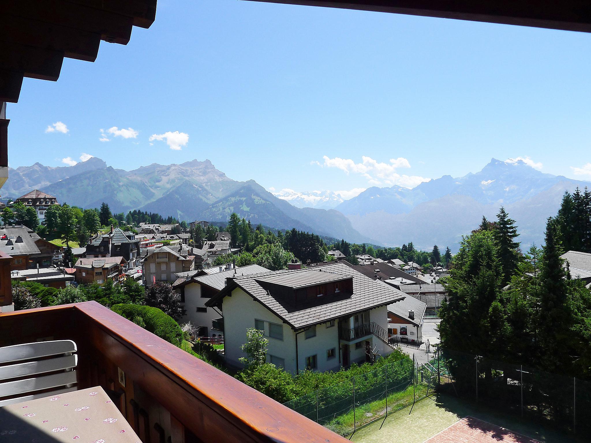 Foto 15 - Appartamento con 2 camere da letto a Ollon con piscina e vista sulle montagne