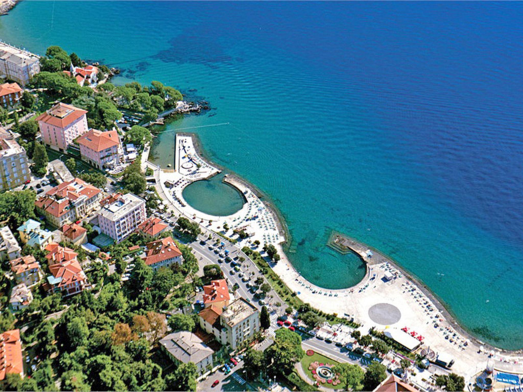 Foto 41 - Casa con 4 camere da letto a Opatija con giardino e vista mare