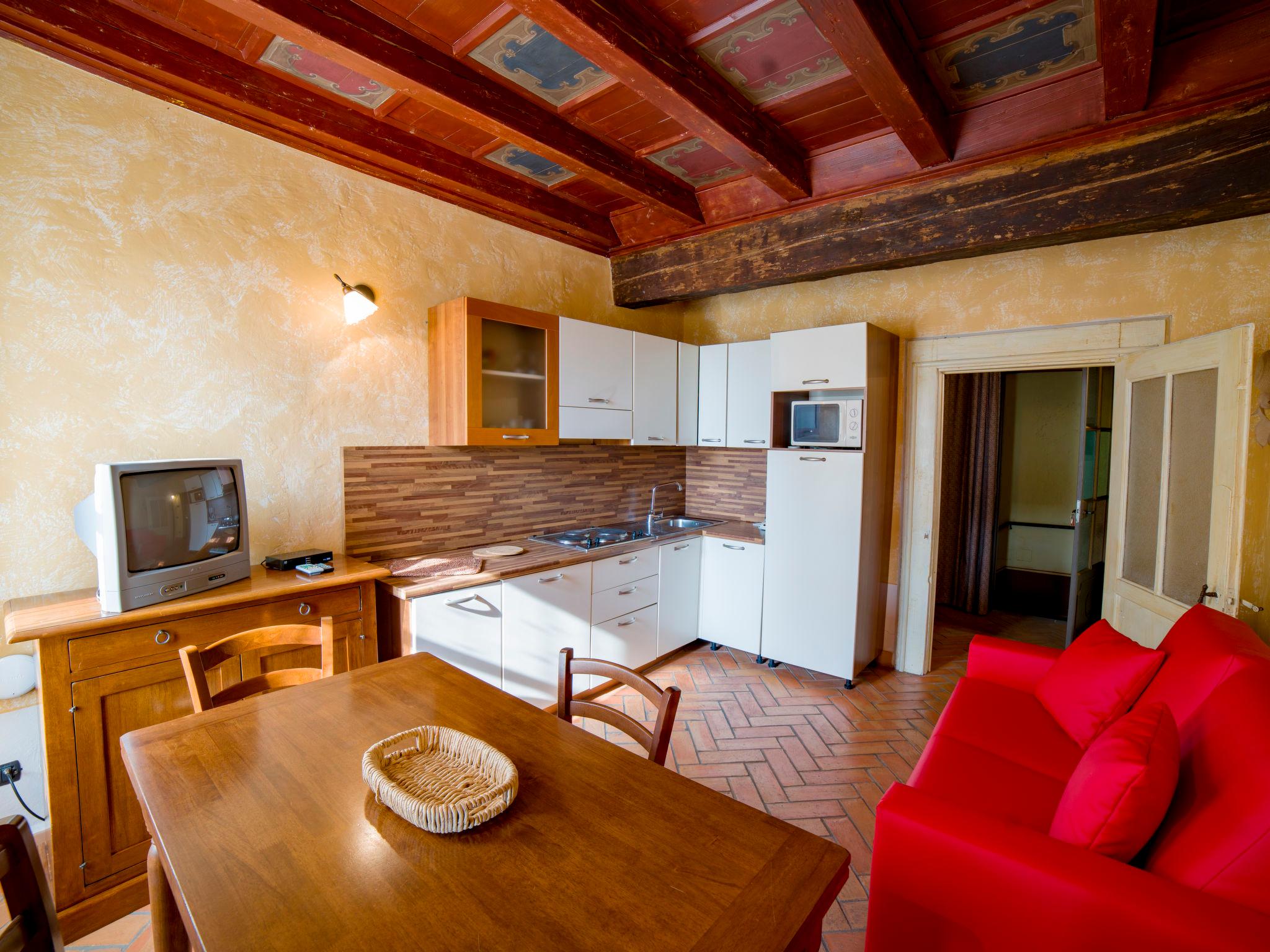 Photo 9 - 2 bedroom Apartment in Toscolano Maderno with swimming pool and garden