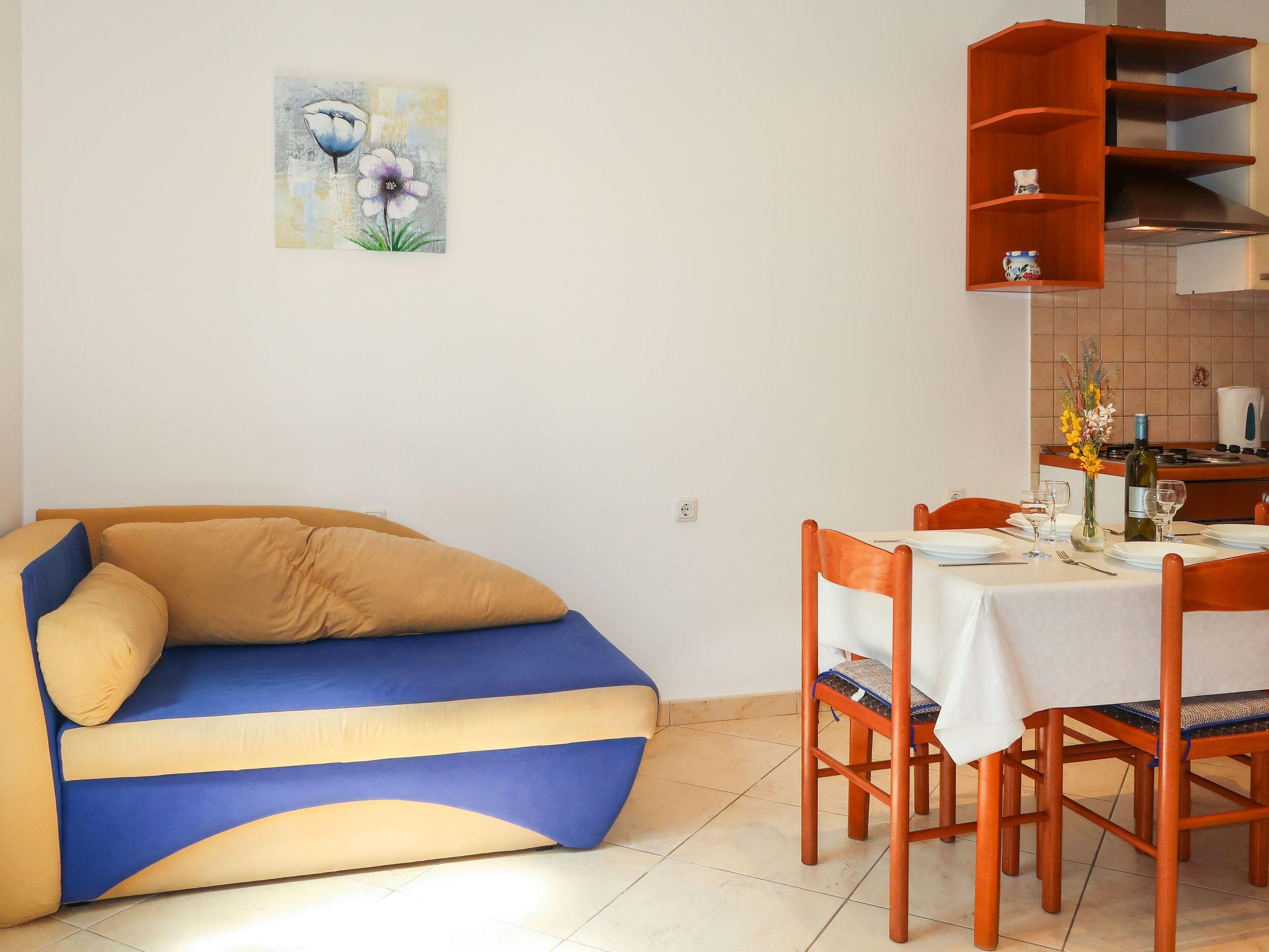 Foto 4 - Apartamento de 2 quartos em Labin com terraço