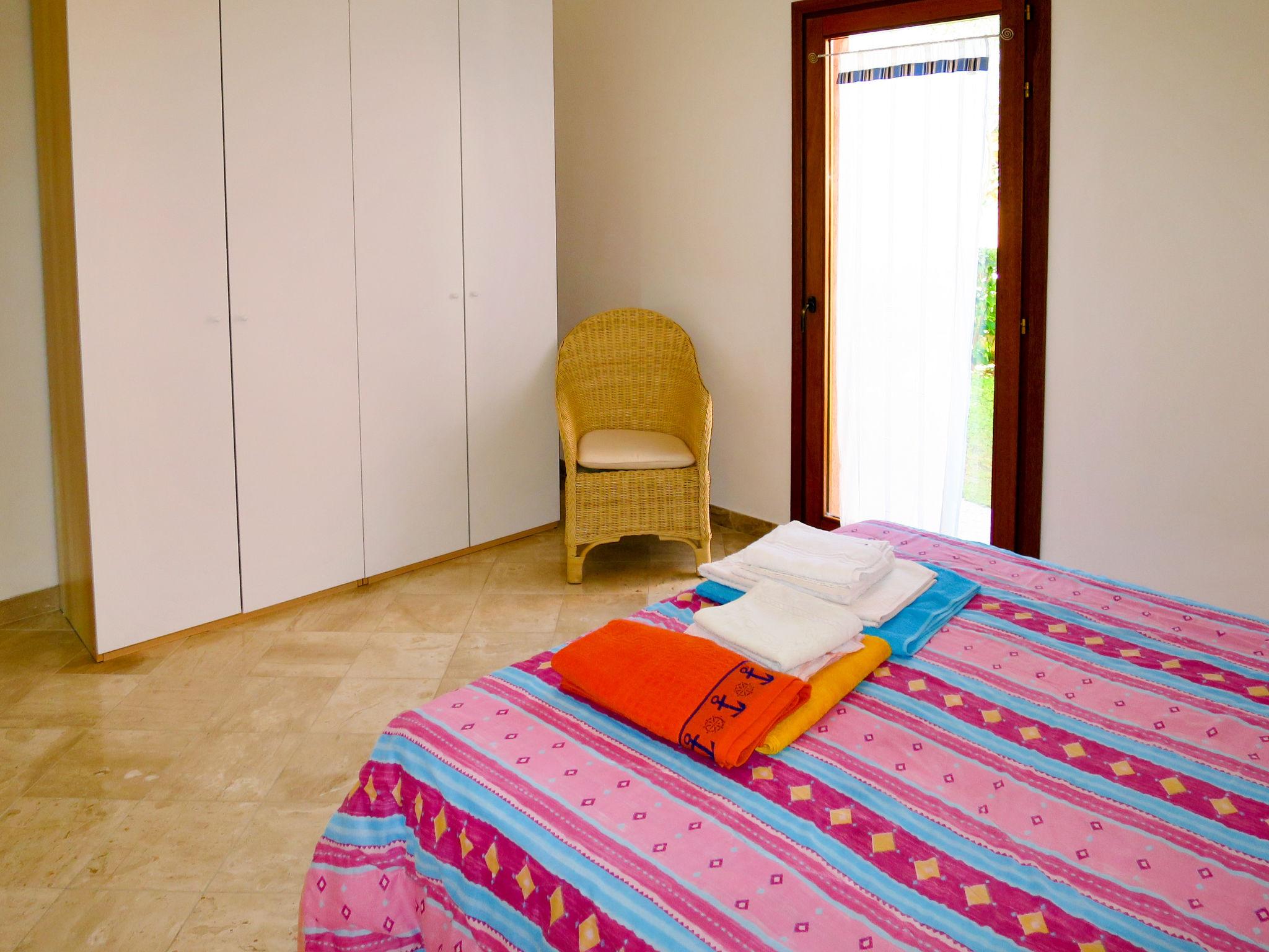 Foto 12 - Appartamento con 1 camera da letto a Santa Teresa Gallura con piscina e vista mare