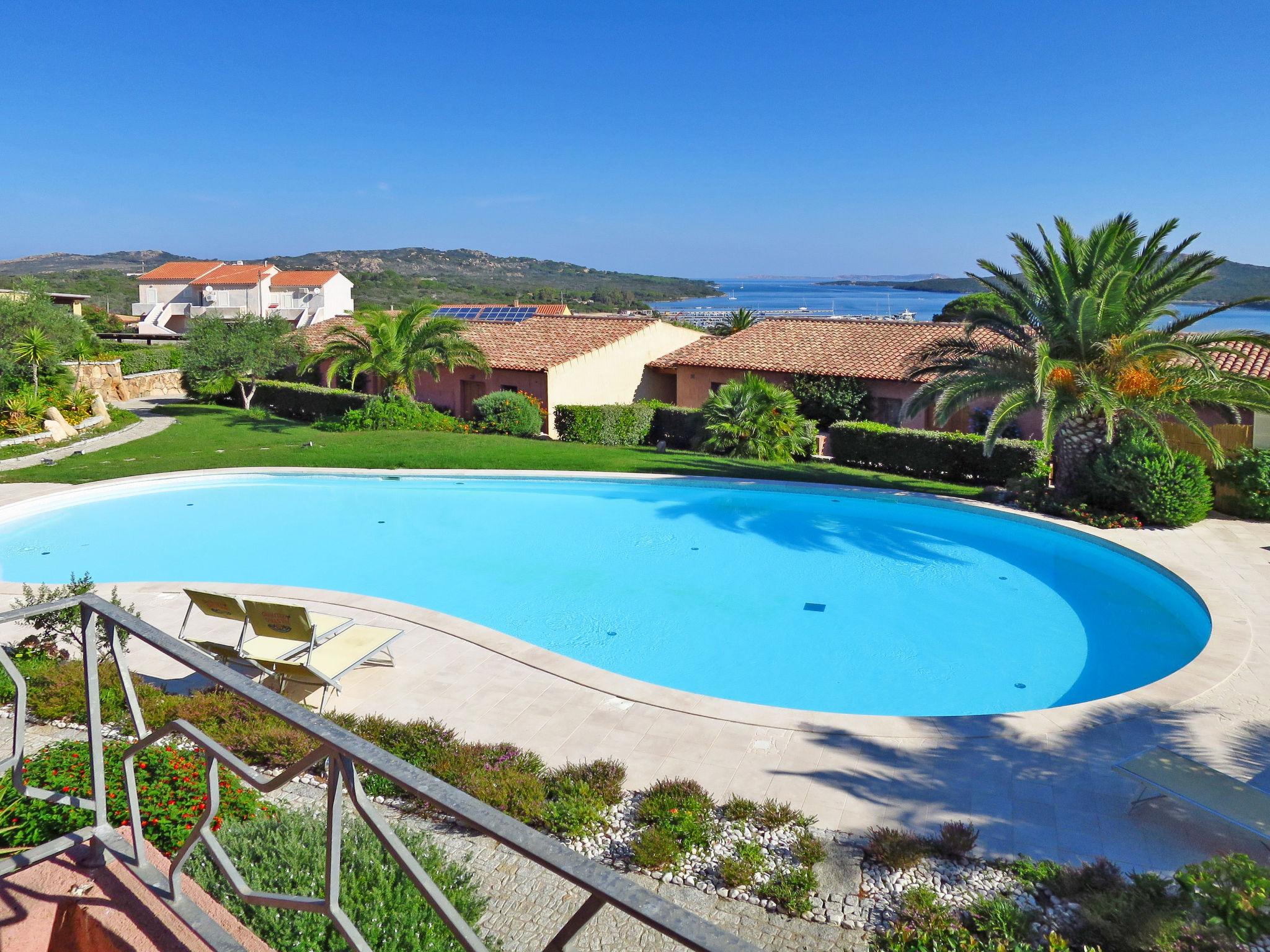 Foto 3 - Apartamento de 1 quarto em Santa Teresa Gallura com piscina e vistas do mar