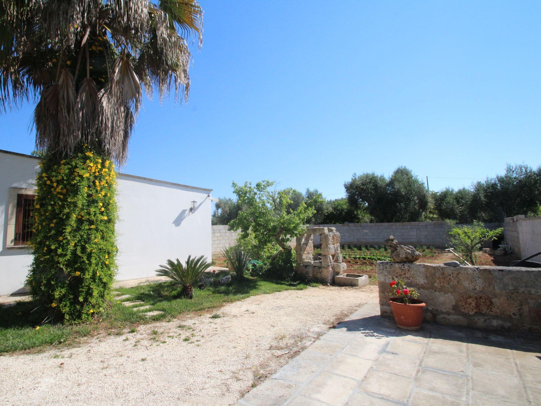 Foto 16 - Casa de 2 quartos em Ortelle com jardim e vistas do mar