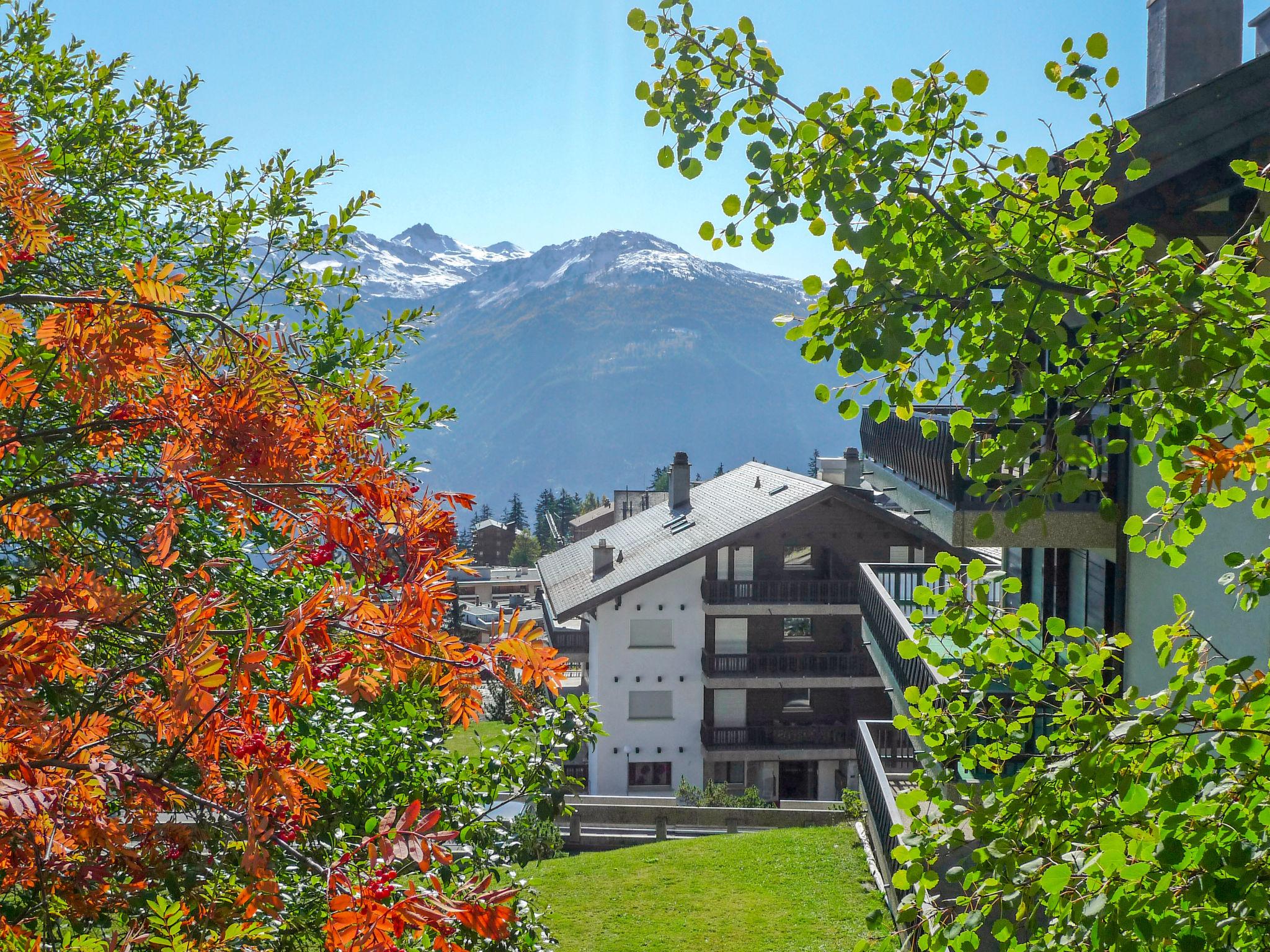 Photo 22 - 2 bedroom Apartment in Crans-Montana with terrace and mountain view