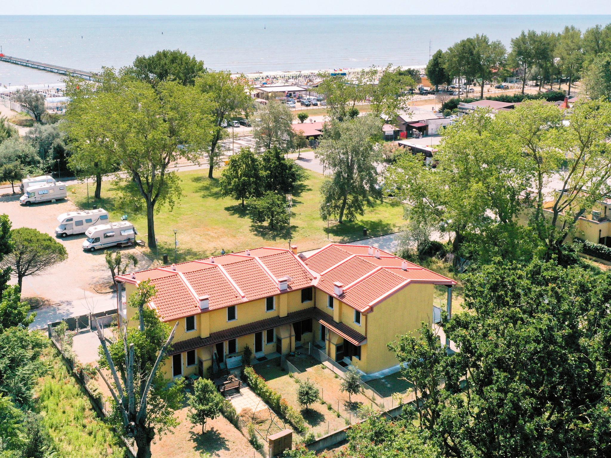 Photo 18 - Maison de 2 chambres à Comacchio avec jardin et vues à la mer