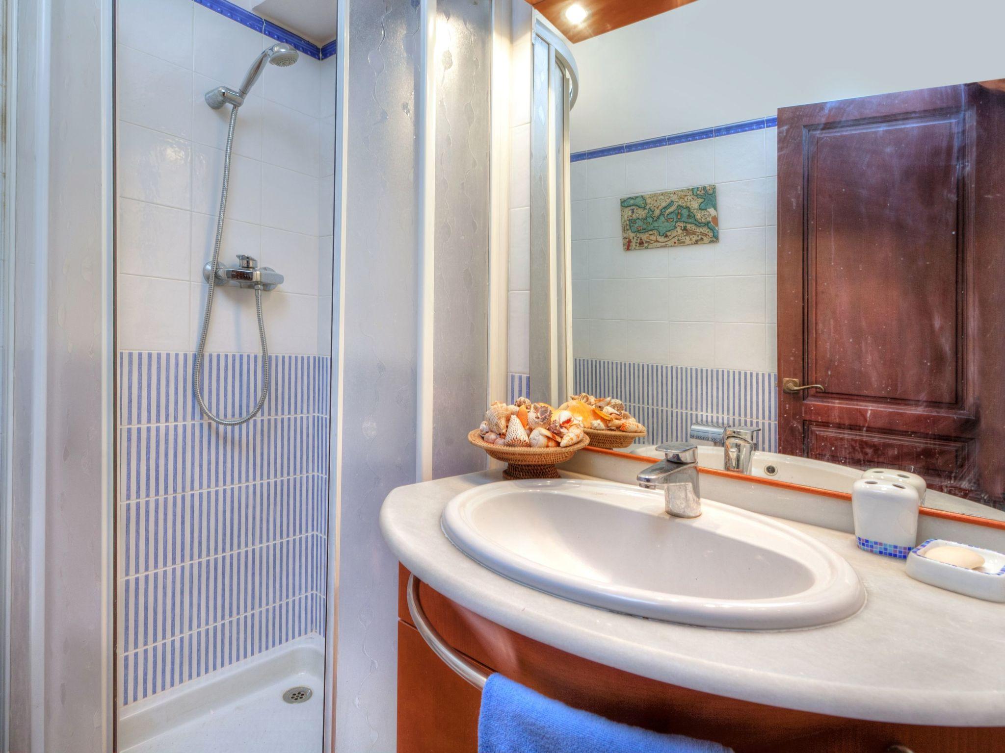 Photo 13 - 3 bedroom House in l'Ametlla de Mar with private pool and garden