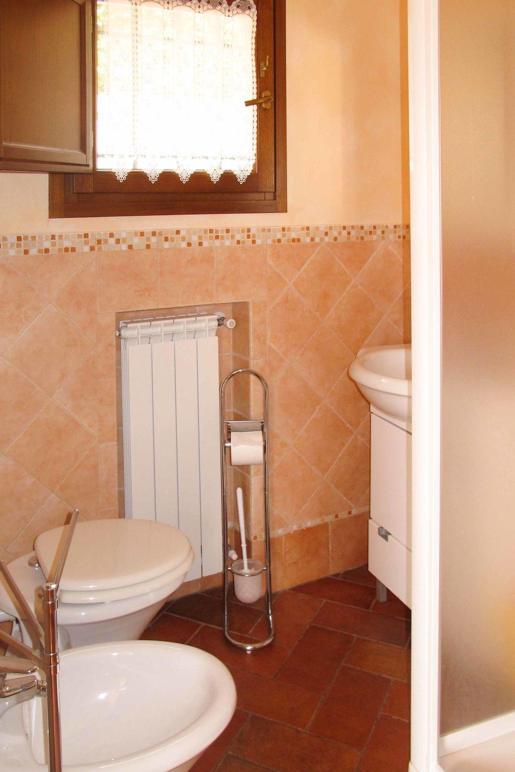 Photo 13 - 2 bedroom Apartment in Pescia with swimming pool and garden