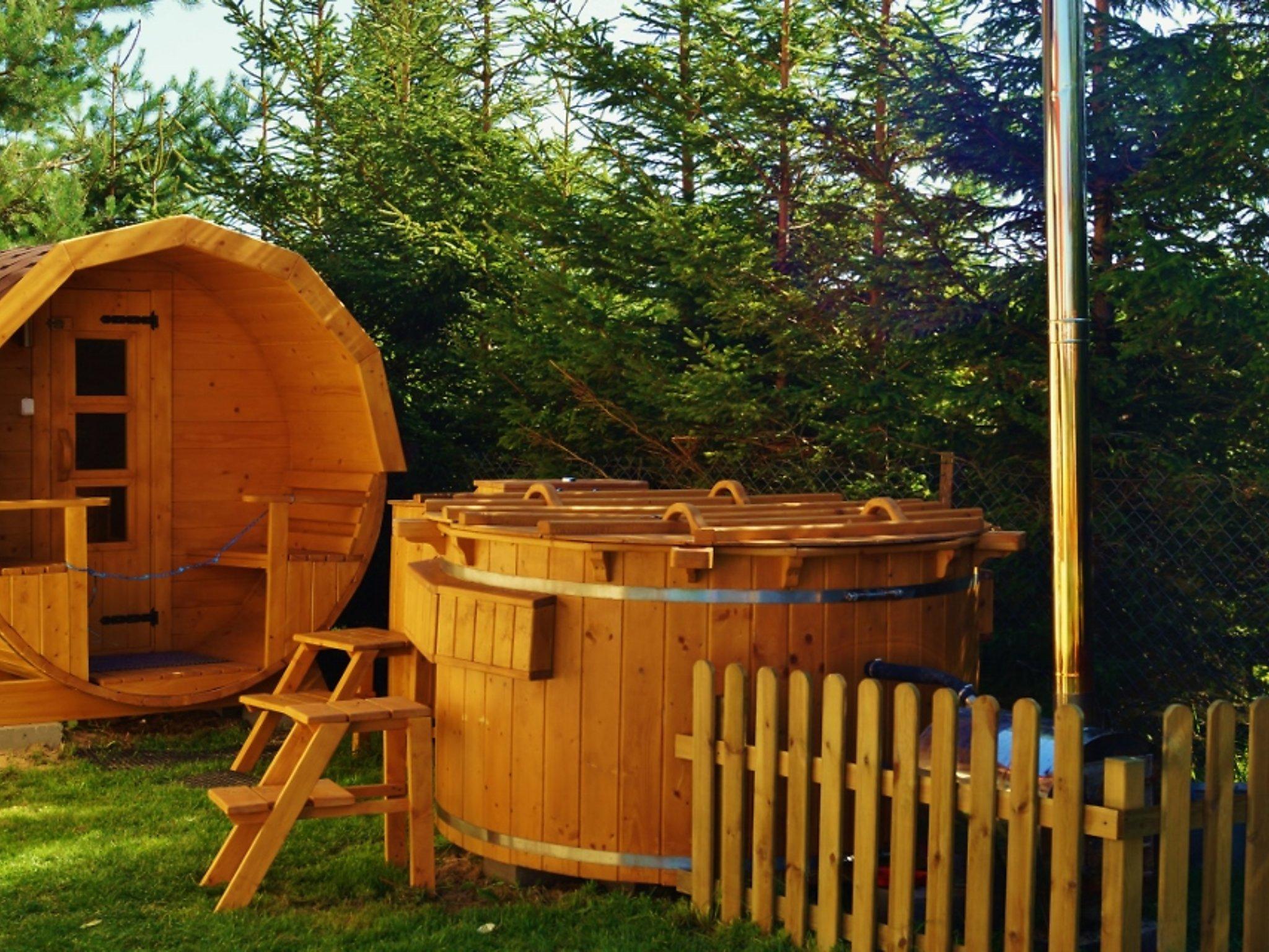 Photo 2 - Maison de 1 chambre à Mielno avec terrasse et sauna