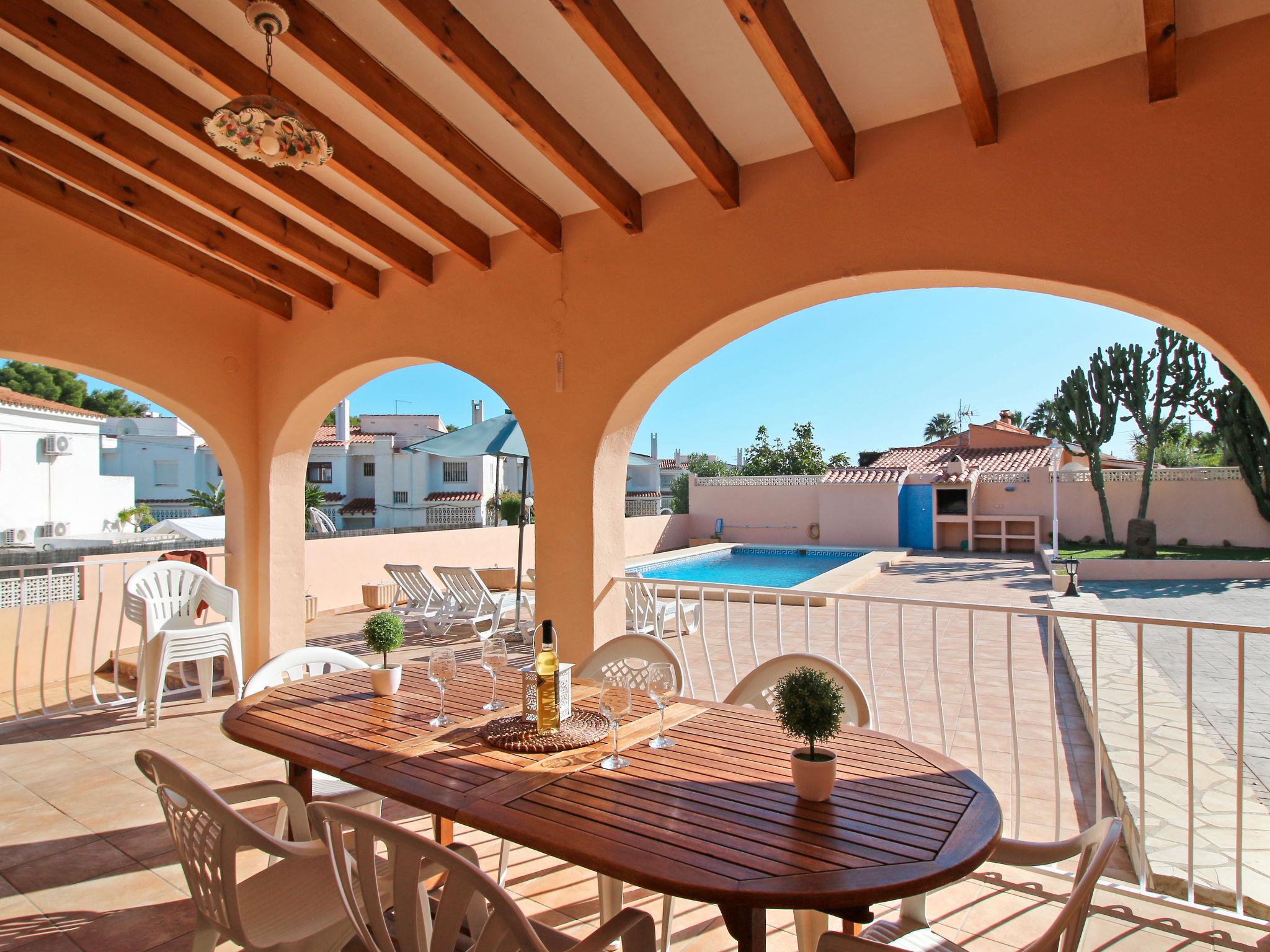 Photo 2 - 5 bedroom House in Calp with private pool and sea view
