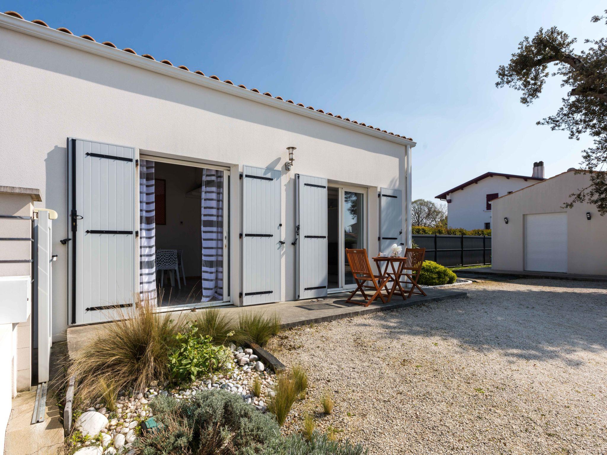 Foto 16 - Casa de 1 habitación en Saint-Palais-sur-Mer con terraza