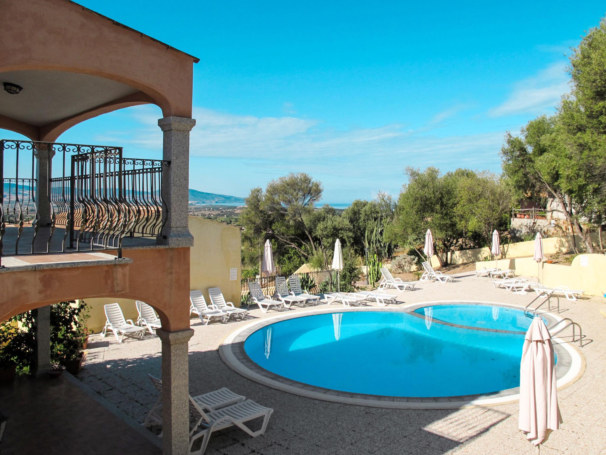 Photo 22 - Appartement de 2 chambres à Badesi avec piscine et vues à la mer