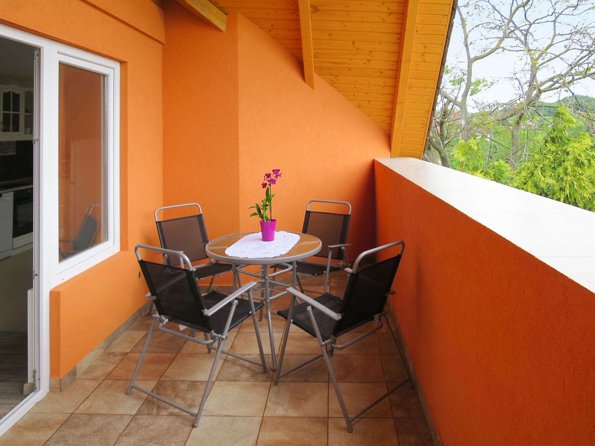 Photo 25 - 4 bedroom Apartment in Badacsonytomaj with private pool and garden