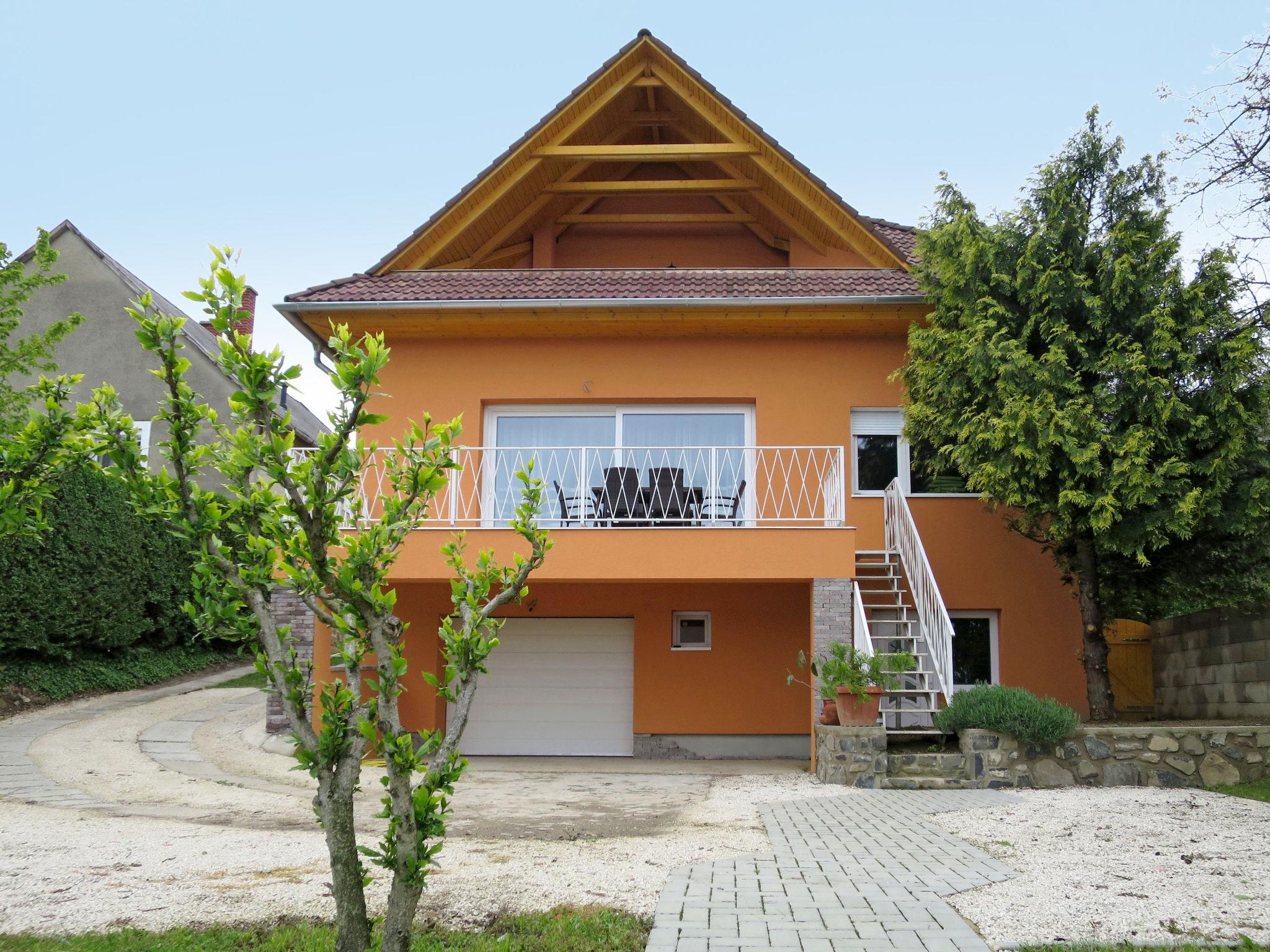 Foto 31 - Apartamento de 4 quartos em Badacsonytomaj com piscina privada e vistas do mar
