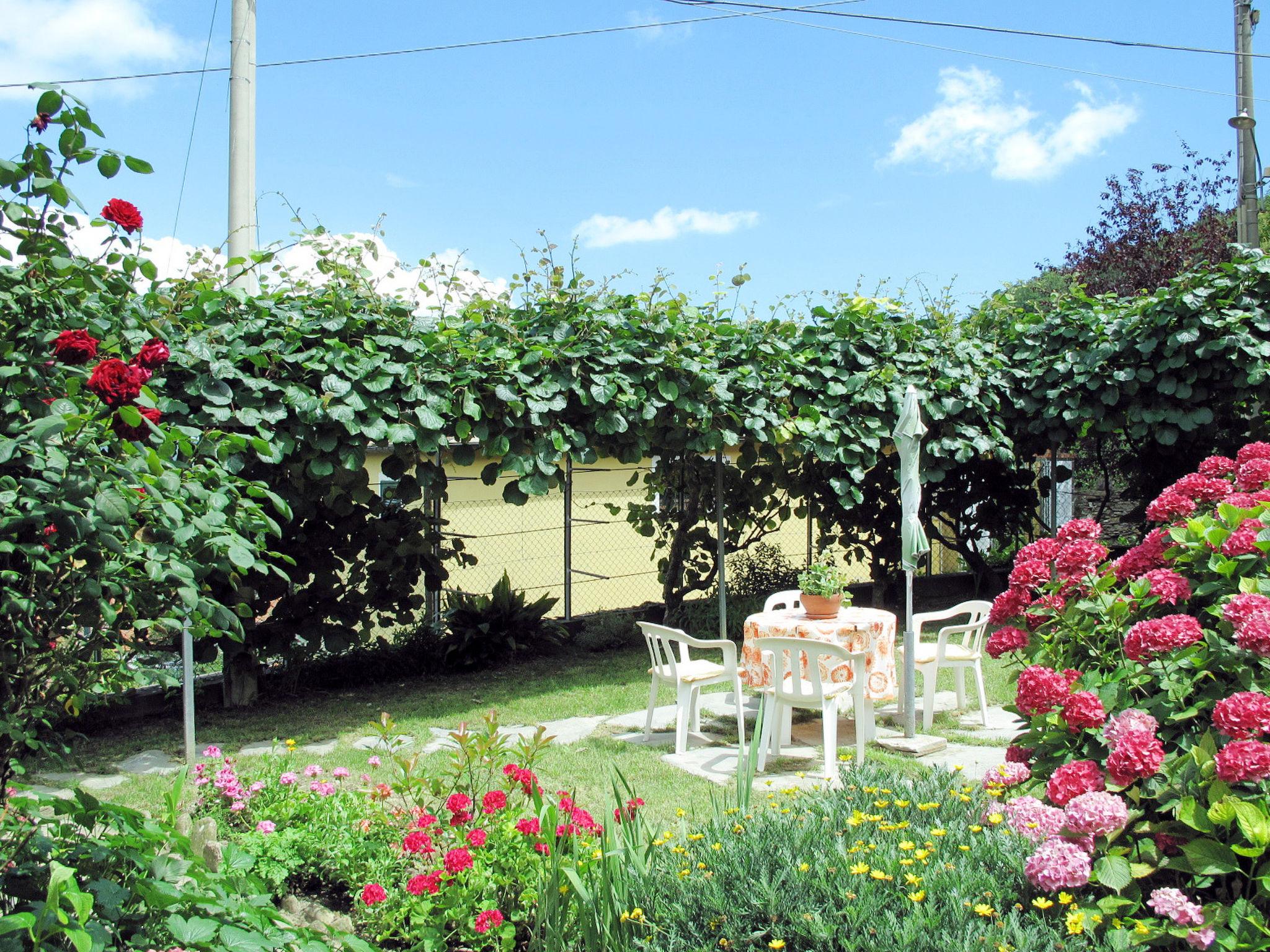 Foto 10 - Casa con 2 camere da letto a Prelà con giardino e terrazza