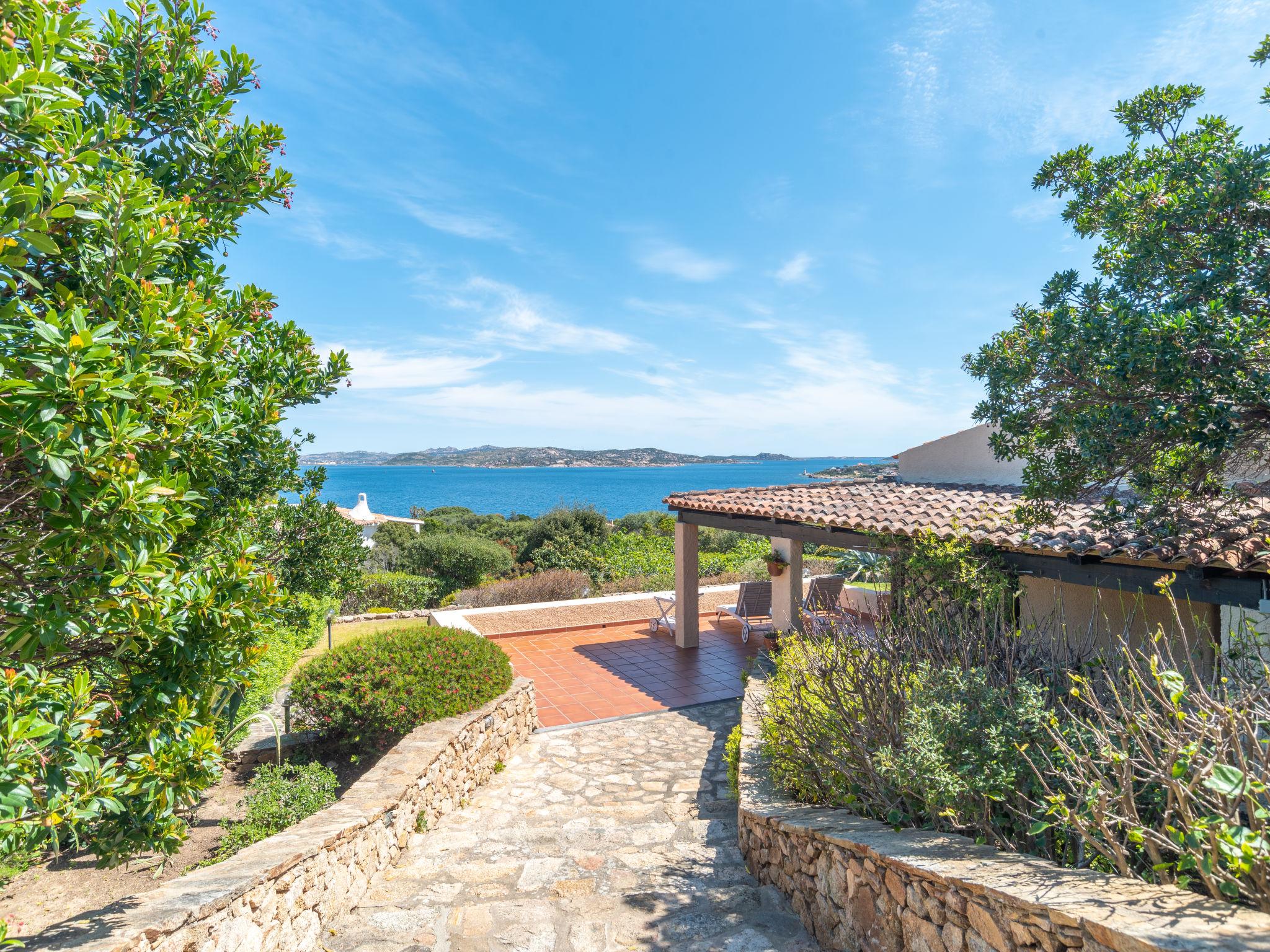 Photo 5 - Maison de 4 chambres à Palau avec jardin et vues à la mer