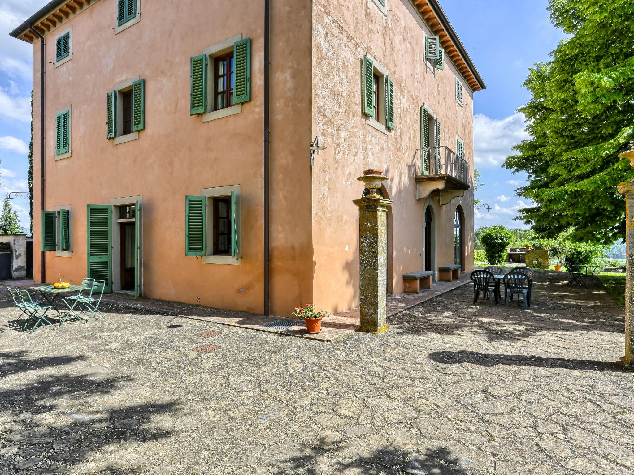 Foto 14 - Apartamento de 2 quartos em Barberino Tavarnelle com piscina e jardim