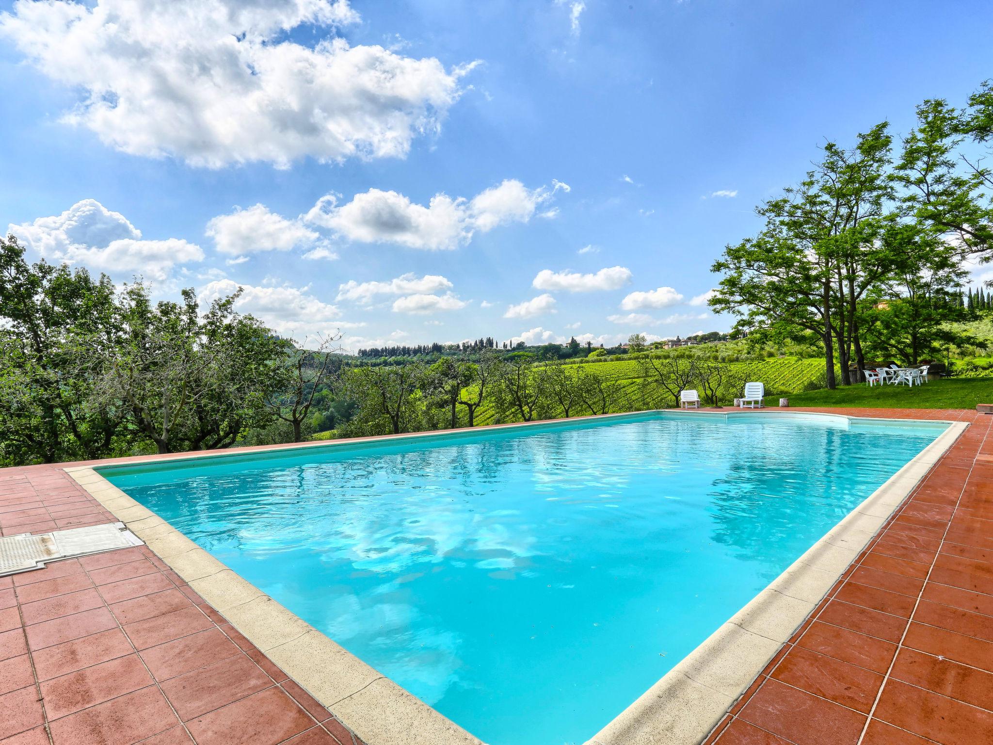 Foto 2 - Appartamento con 2 camere da letto a Barberino Tavarnelle con piscina e giardino