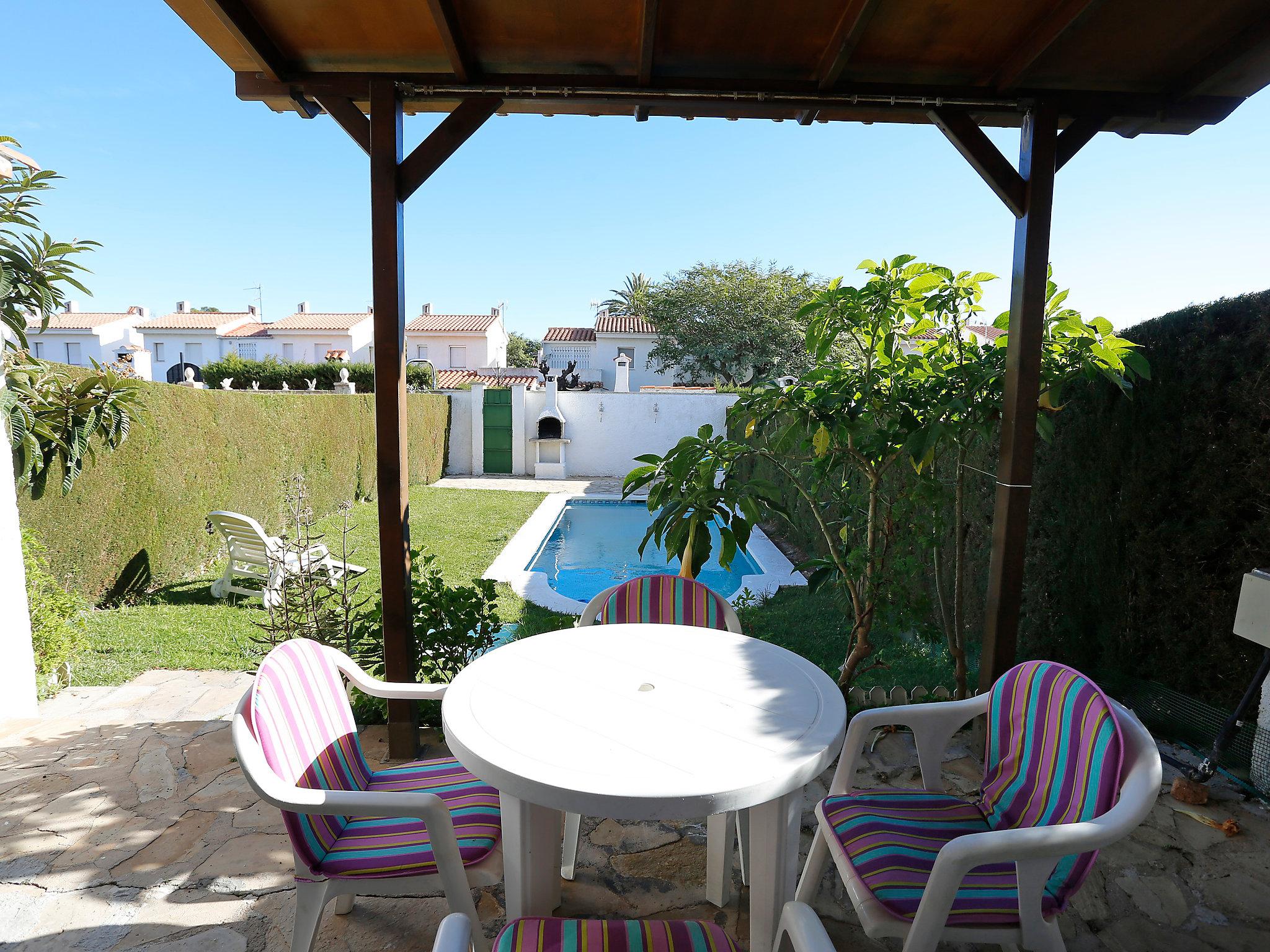 Photo 2 - Maison de 3 chambres à Mont-roig del Camp avec piscine privée et jardin