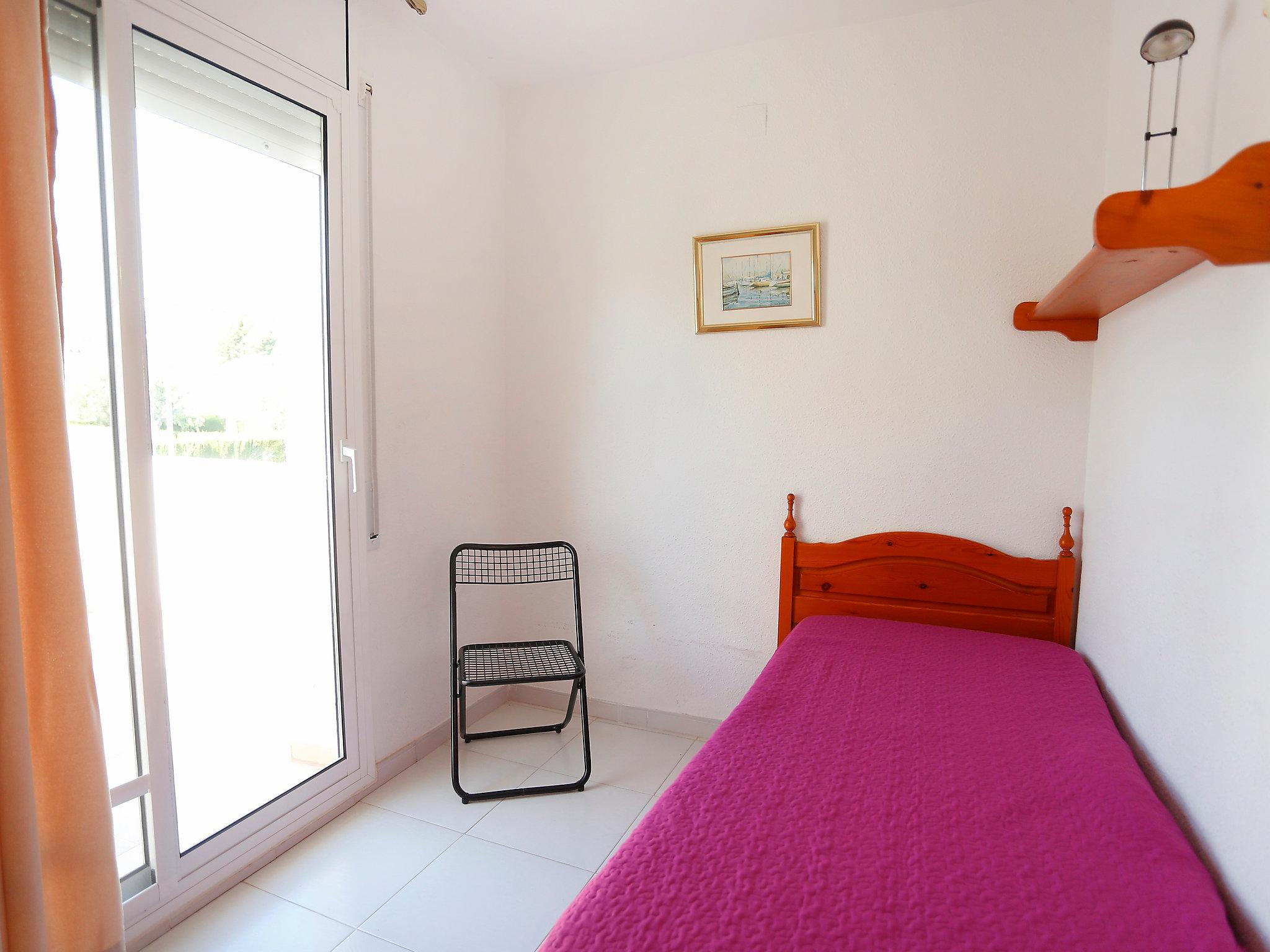 Foto 12 - Casa con 3 camere da letto a Mont-roig del Camp con piscina privata e vista mare