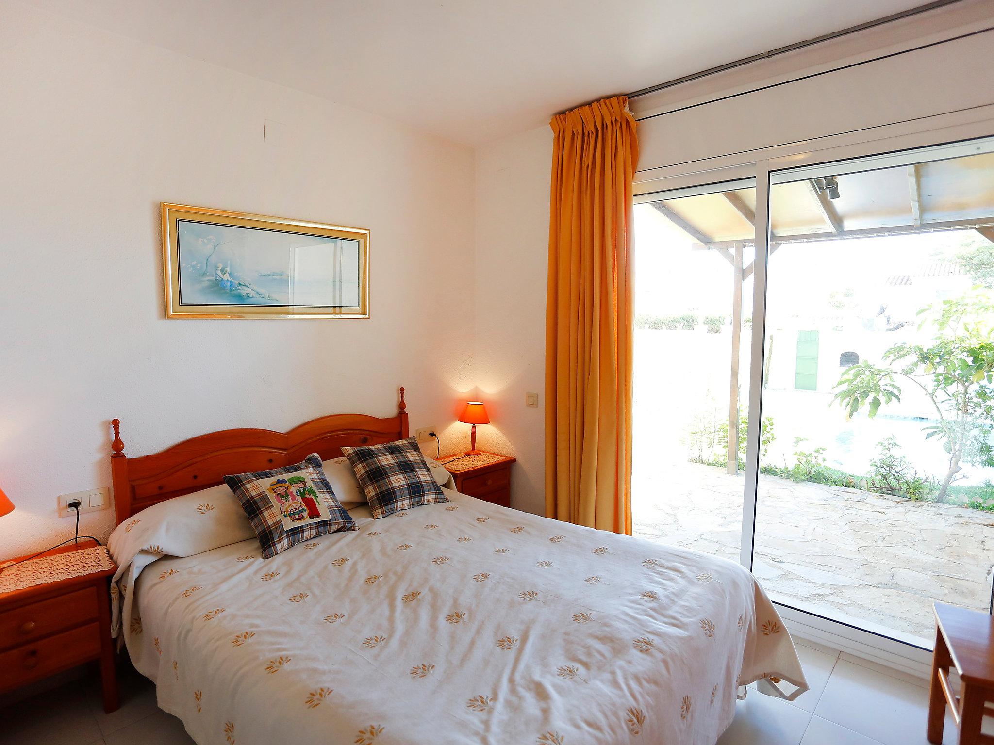 Photo 4 - 3 bedroom House in Mont-roig del Camp with private pool and garden