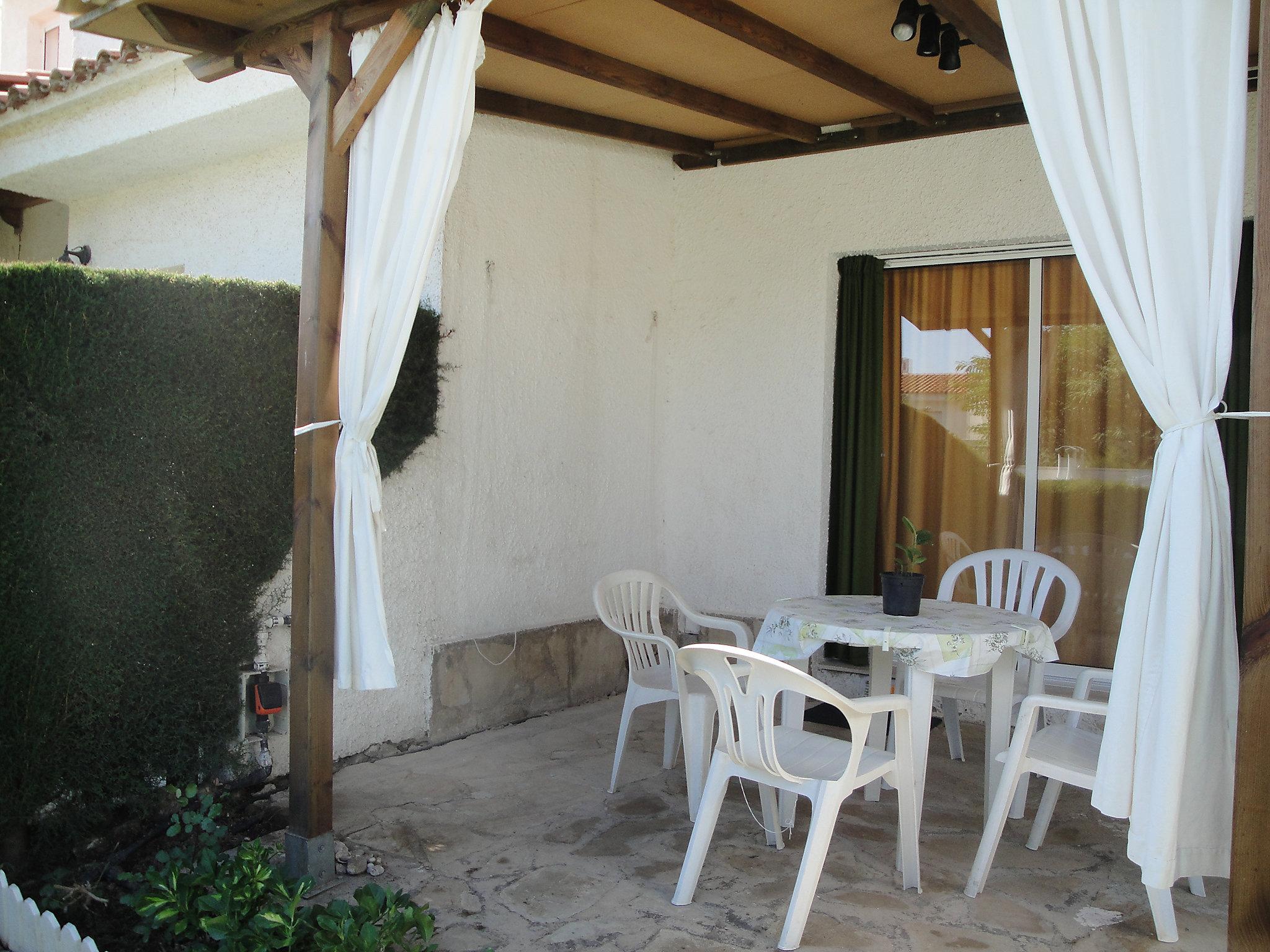 Photo 9 - 3 bedroom House in Mont-roig del Camp with private pool and garden