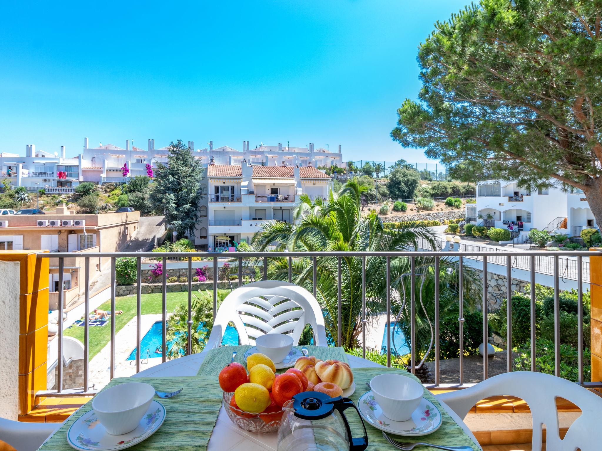 Photo 4 - Appartement de 1 chambre à Roses avec piscine et vues à la mer