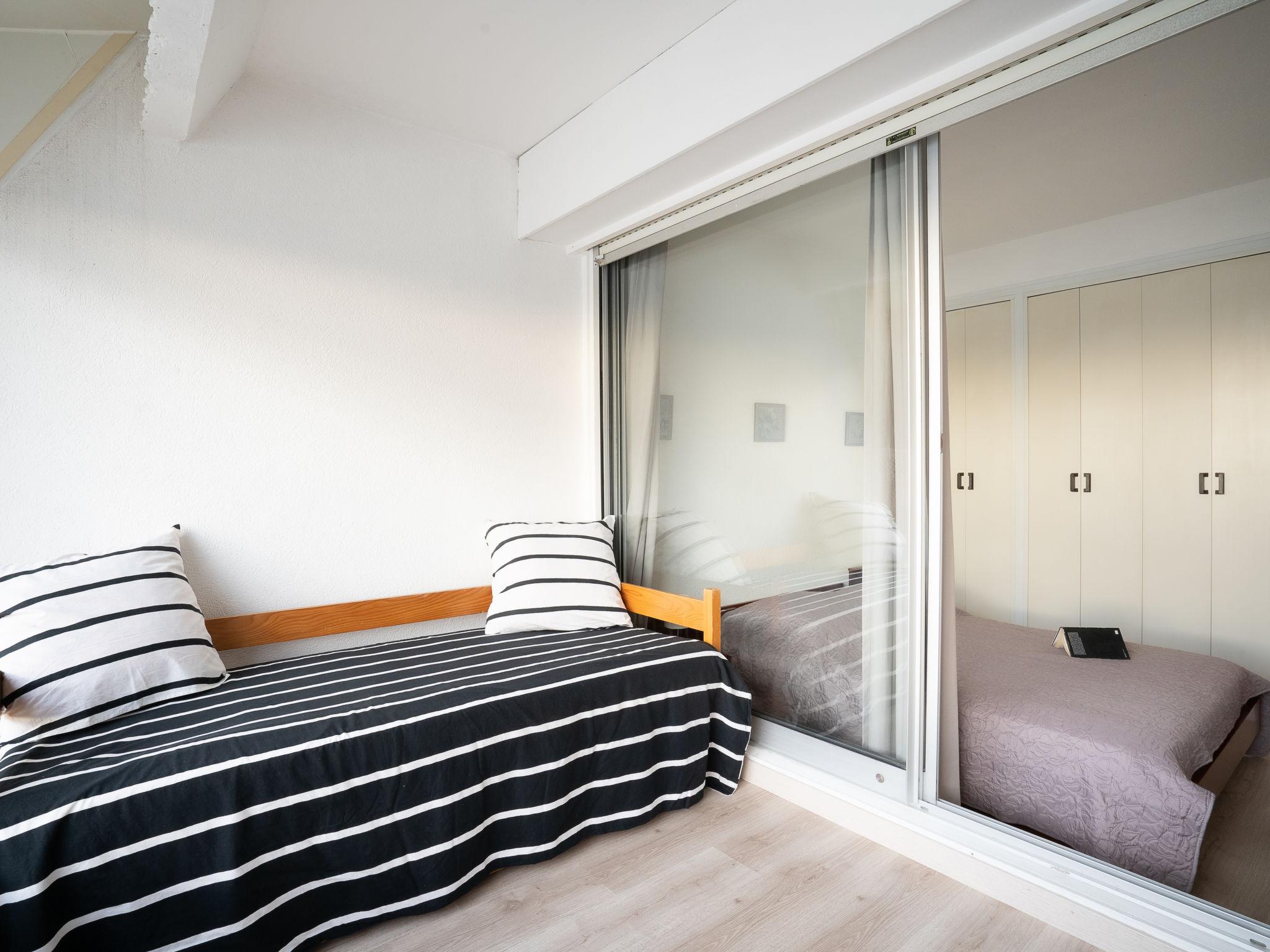 Foto 11 - Apartment mit 2 Schlafzimmern in Le Grau-du-Roi mit terrasse und blick aufs meer