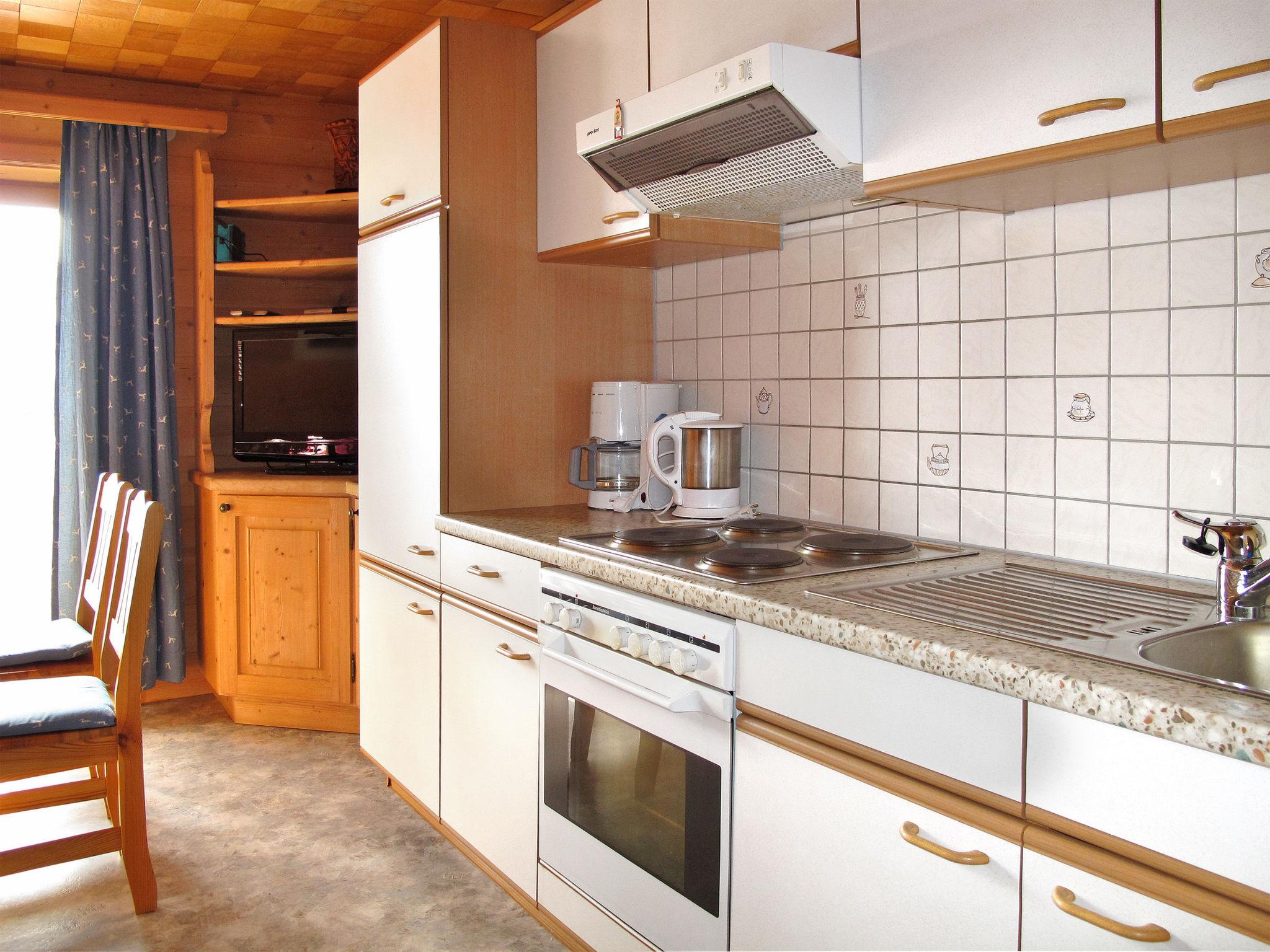 Foto 6 - Apartamento de 2 habitaciones en Fügen con jardín